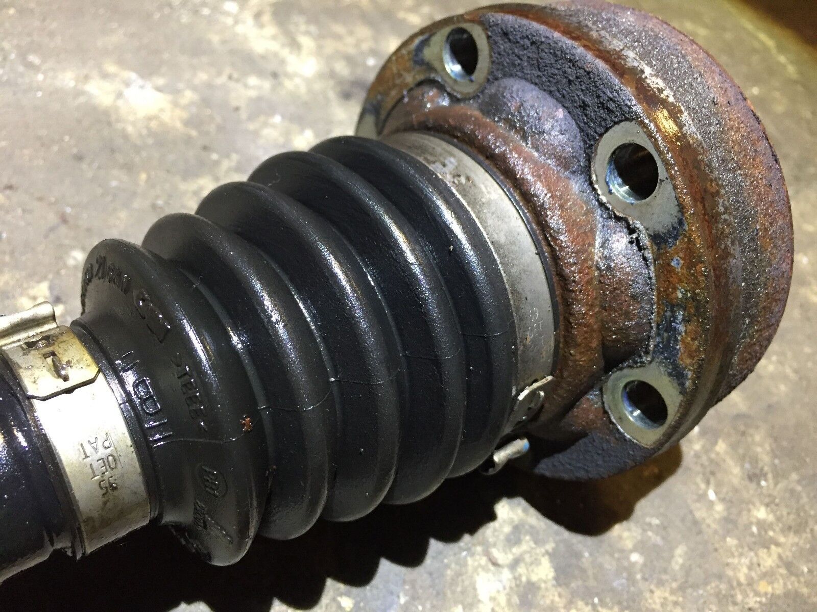 04-09 Audi A8 Quattro 4.2L Rear Left Driver Side Axle Shaft OEM Replacement Part - Perfect for Suspension Repair & Maintenance