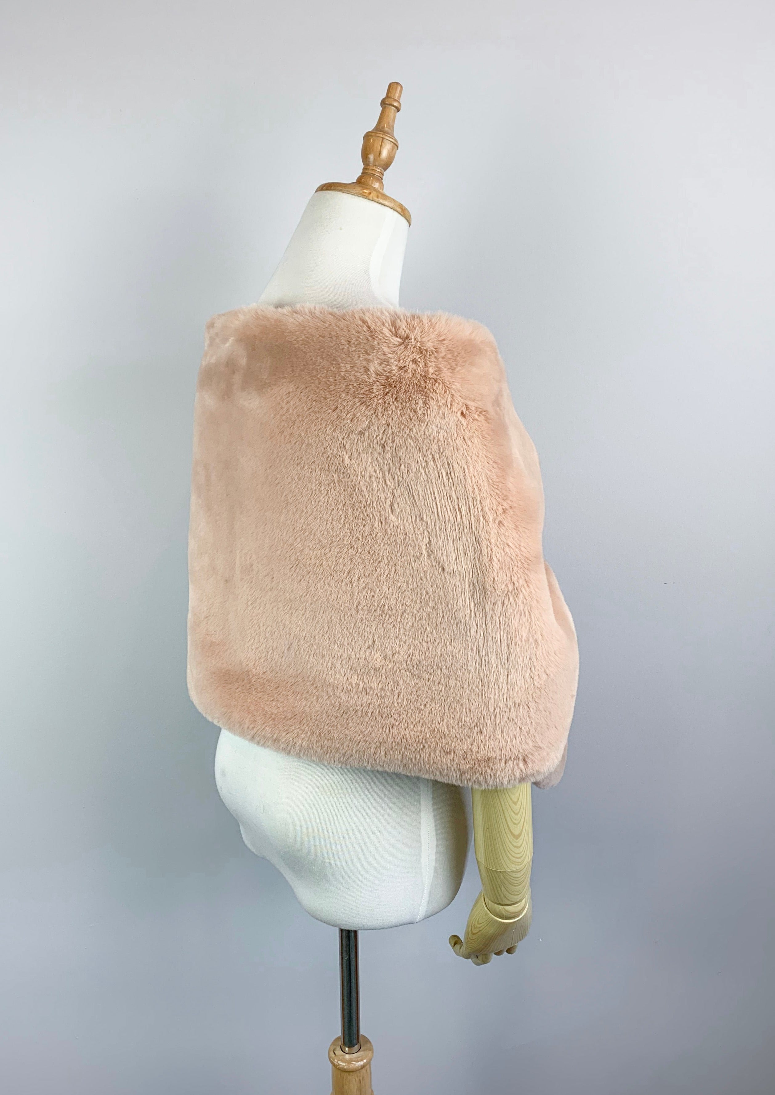 Blush Faux Fur Bridal Cape - Elegant Wedding Shawl for Bride (Audrey DBlu05) | Perfect for Winter Weddings, Photoshoots & Formal Events