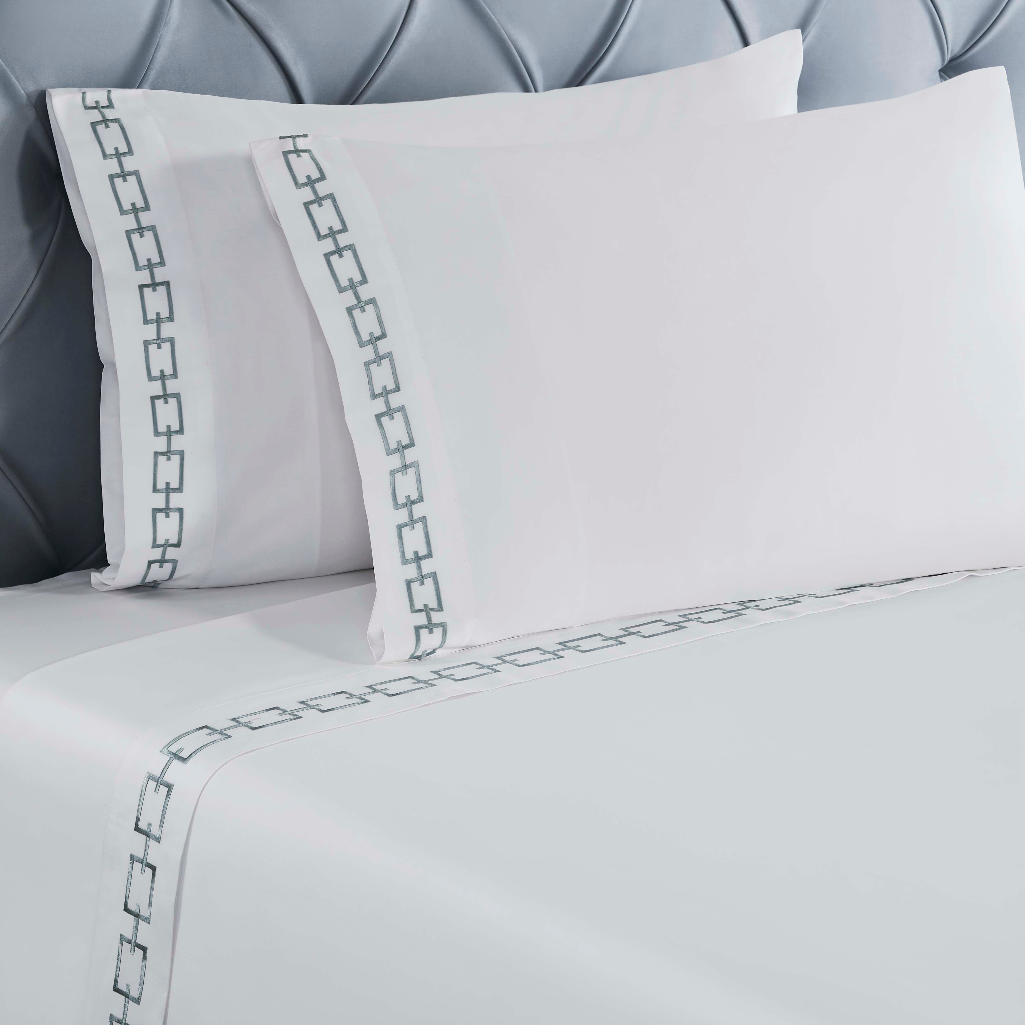 Chain Links Cotton Embroidered Deep Pocket Bed Sheet Set - Queen Size 4-Piece Luxury Bedding for Comfortable Sleep - Perfect for Master Bedroom, Guest Room & Dorm