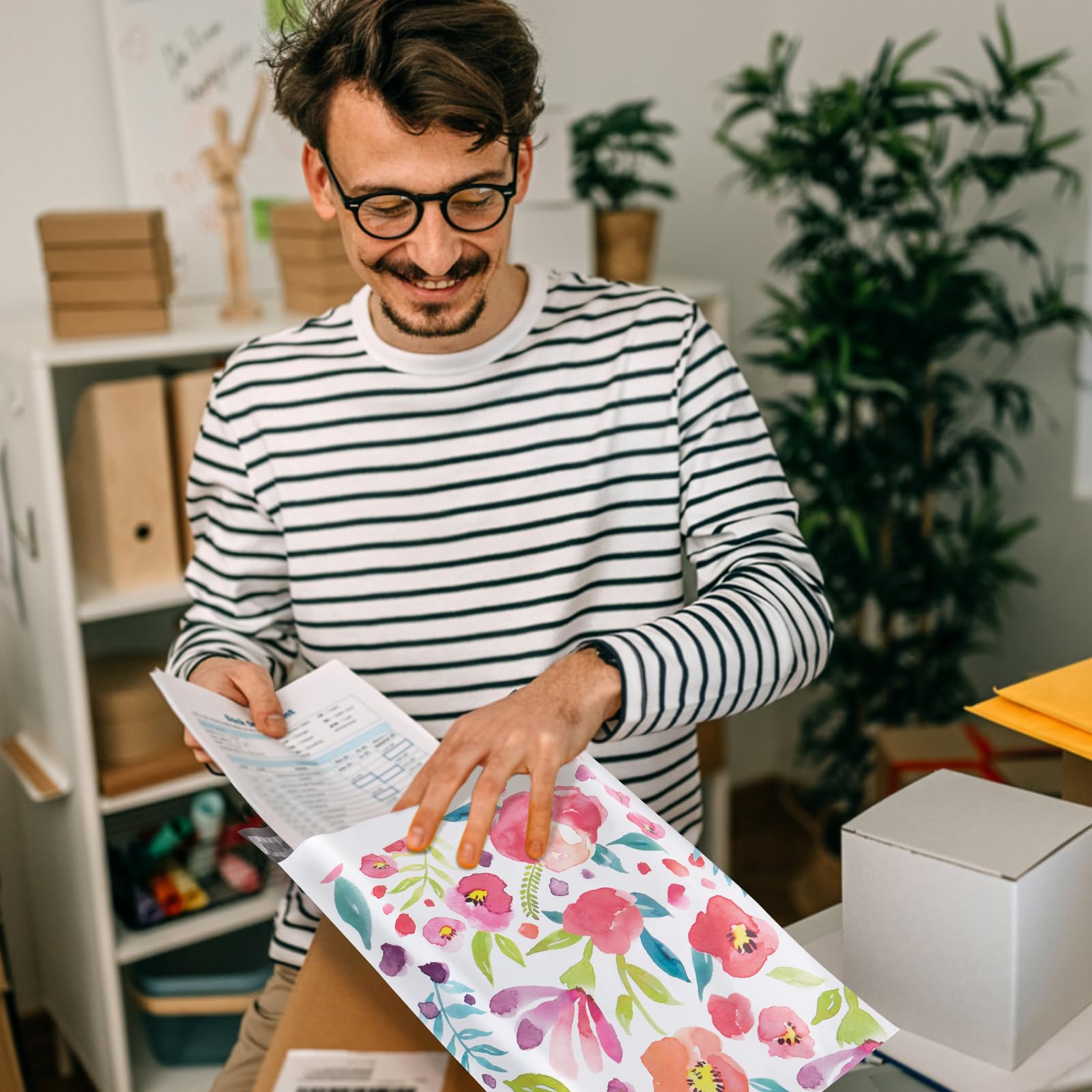 Valentine's Day 10x13 Poly Mailers 100PCS - Red Heart Shipping Bags for Gifts, Mailing Envelopes, Ecommerce Packaging | Perfect for Valentine Gifts, Subscription Boxes & Small Business Shipping