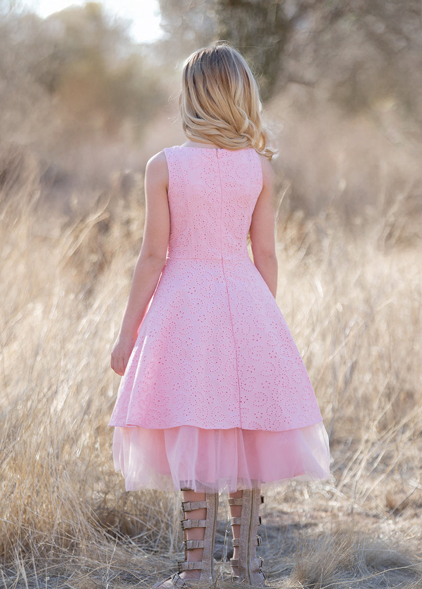 Amberlyn Blush Pink Flowy Maxi Dress for Women - Elegant Summer Beach Wedding Party Dress | Perfect for Vacations, Date Nights & Special Occasions
