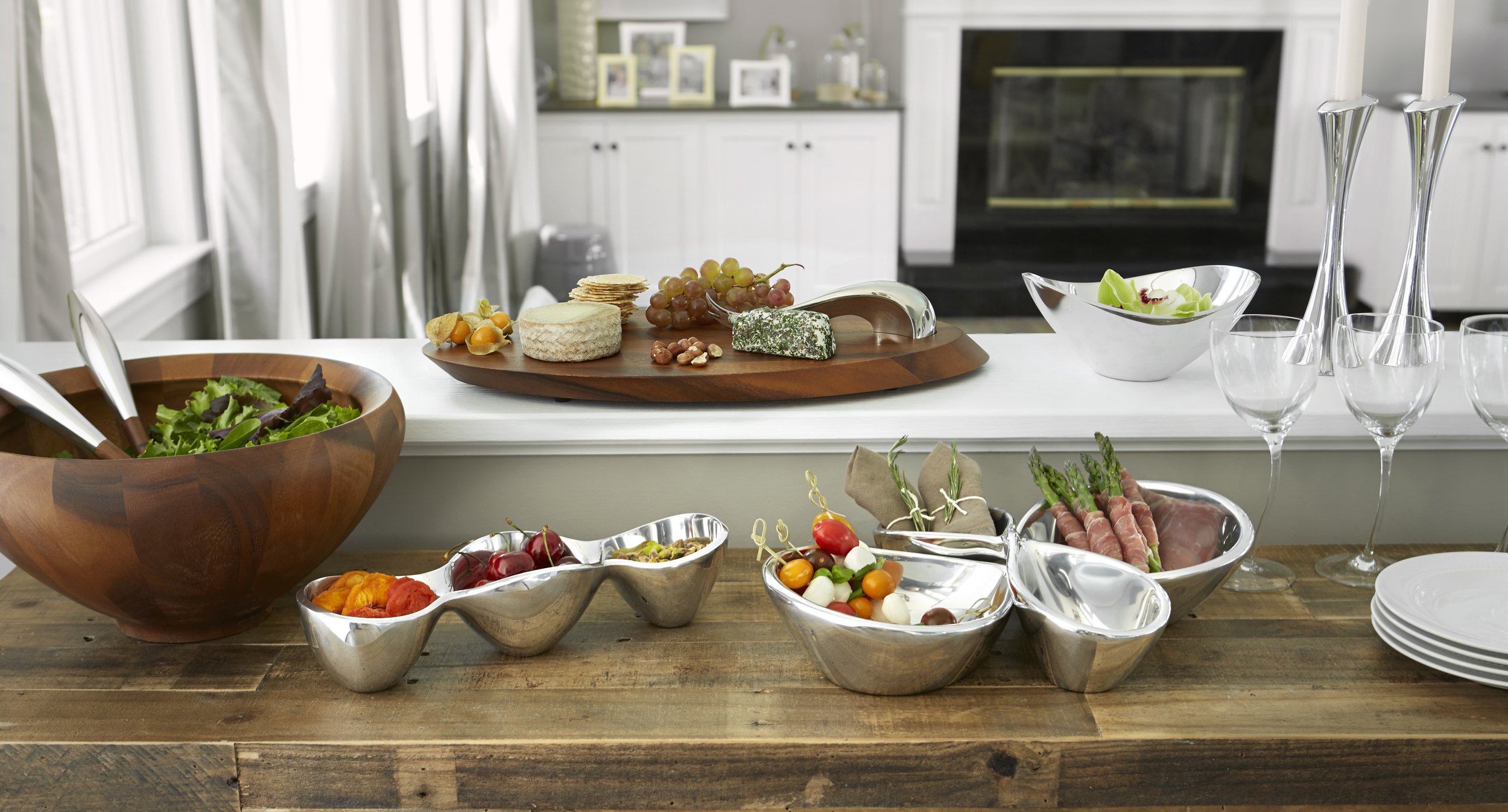 Nambe Vie 3-Piece Condiment Server Set with Acacia Wood Tray & Glass Bowls - Perfect for Serving Nuts, Olives, Dips & Snacks - Elegant Entertaining & Party Serving Dish (12.5