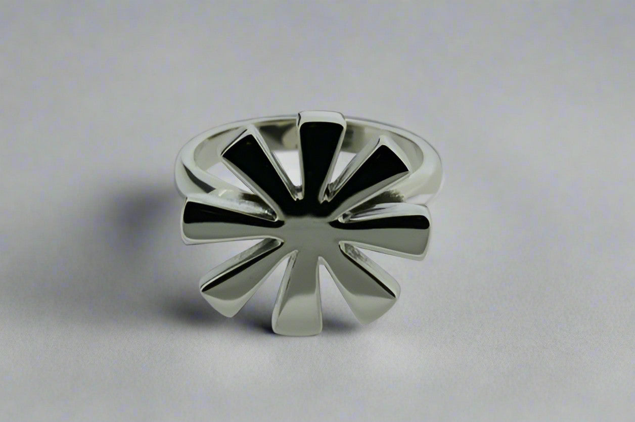 Stylish Sterling Silver Propeller Ring - Unique Aviator Jewelry for Men & Women - Perfect for Everyday Wear, Gifts & Aviation Enthusiasts