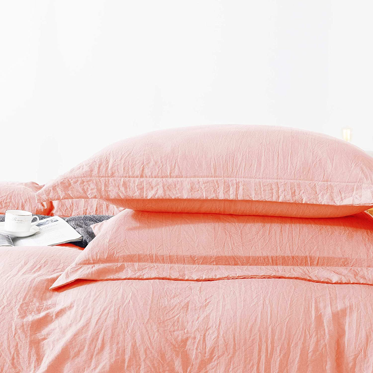 KASENTEX 3-Piece Down Alternative Comforter Set with Duvet Cover & Pillow Shams | Hypoallergenic Reversible Luxury Bedding | Soft Fluffy Twin Size in Pink | Machine Washable for Easy Care | Perfect for Guest Rooms, Dorm Beds & Cozy Bedroom Retreats