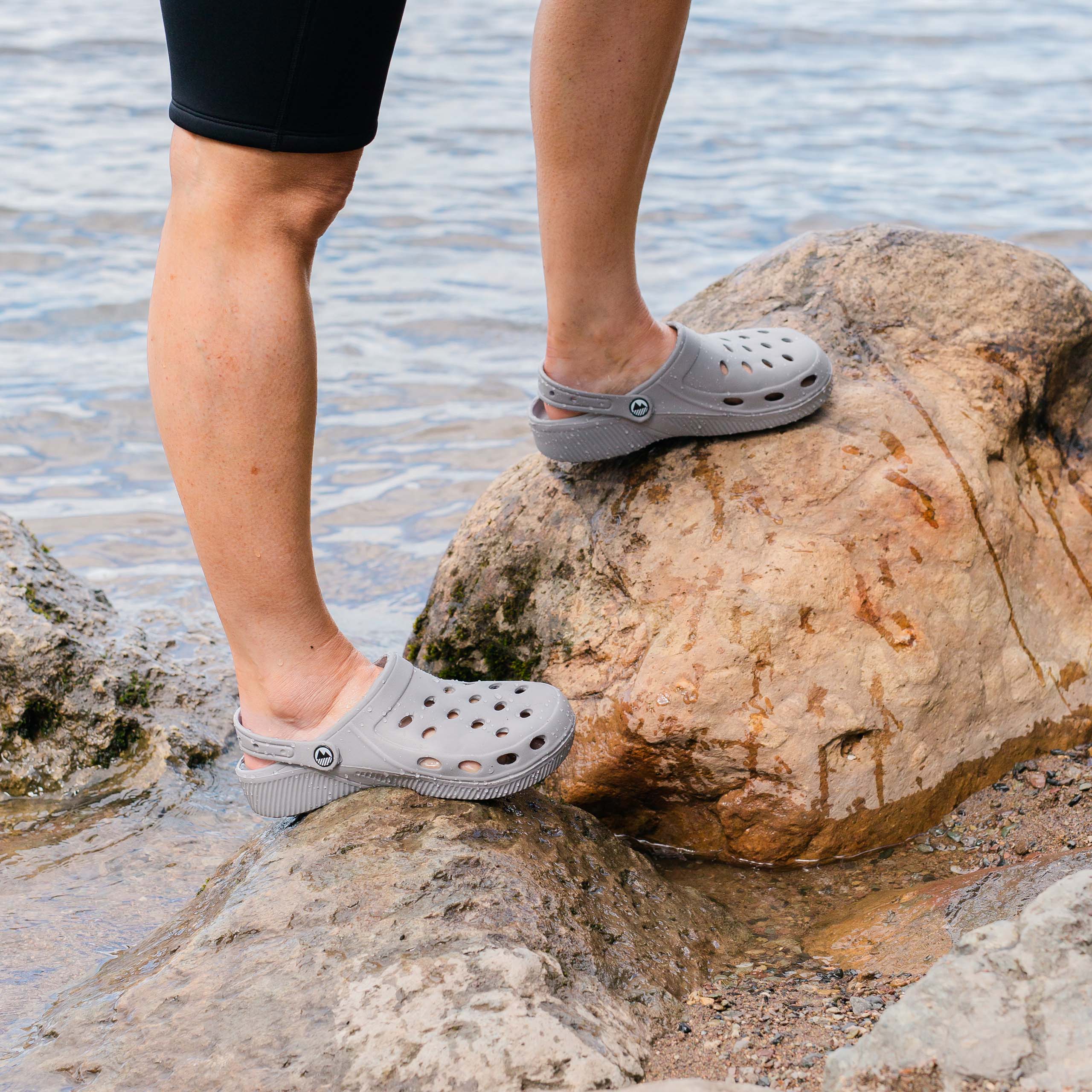 Women's Silloth Lightweight Ventilated Clogs - Comfortable Slip-On Garden Shoes for Women, Perfect for Outdoor, Beach, and Casual Wear