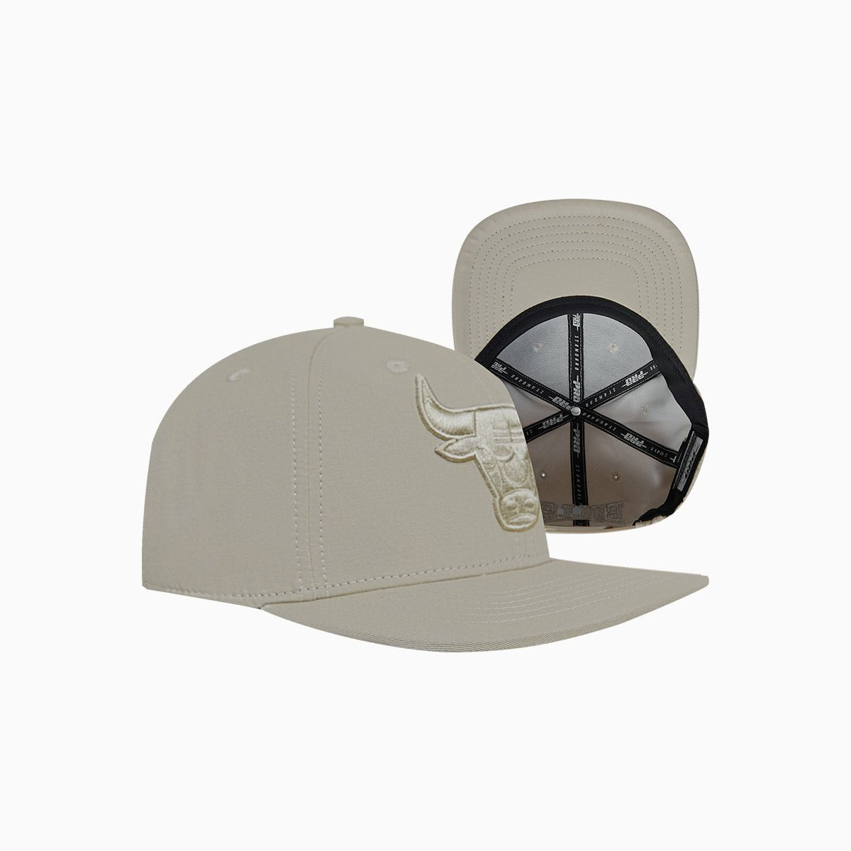 Chicago Bulls NBA Wool Snapback Hat - Official Logo, Adjustable Fit for Men & Women - Perfect for Basketball Games, Streetwear & Sports Fans