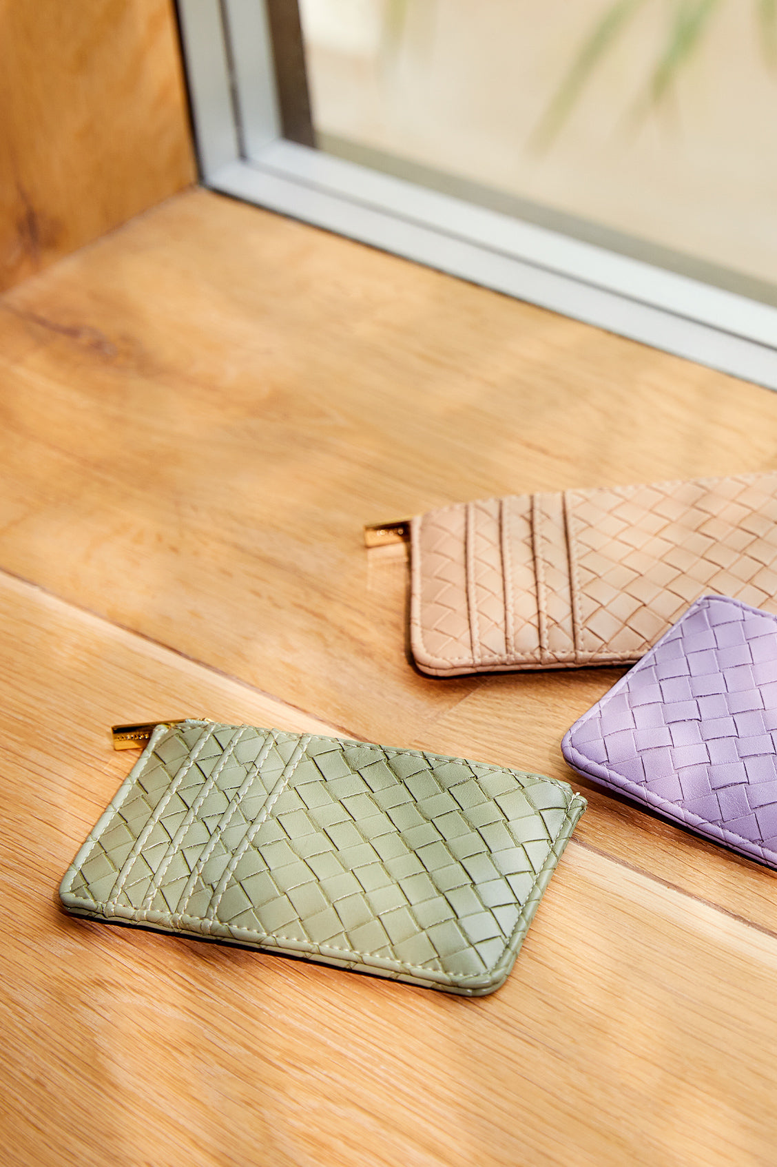 Stylish Rectangle Card Holder Wallet - Slim RFID Blocking Credit Card Case for Women & Men - Perfect for Travel, Business, and Everyday Use