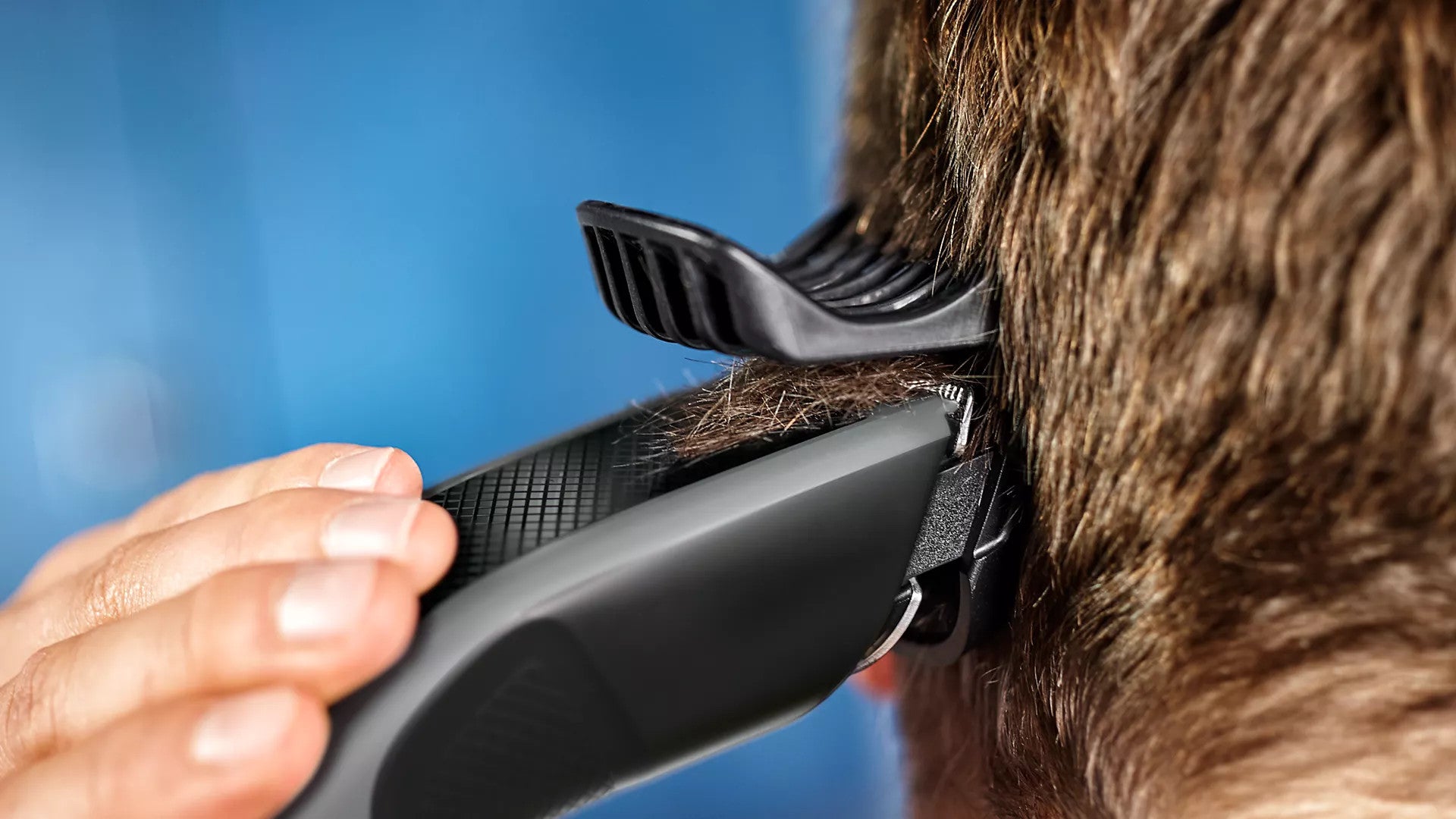 PHILIPS 3000 Series HC3520/15 Rechargeable Hair Clippers for Men - Professional Cordless Hair Trimmer for Home Barbering & DIY Haircuts