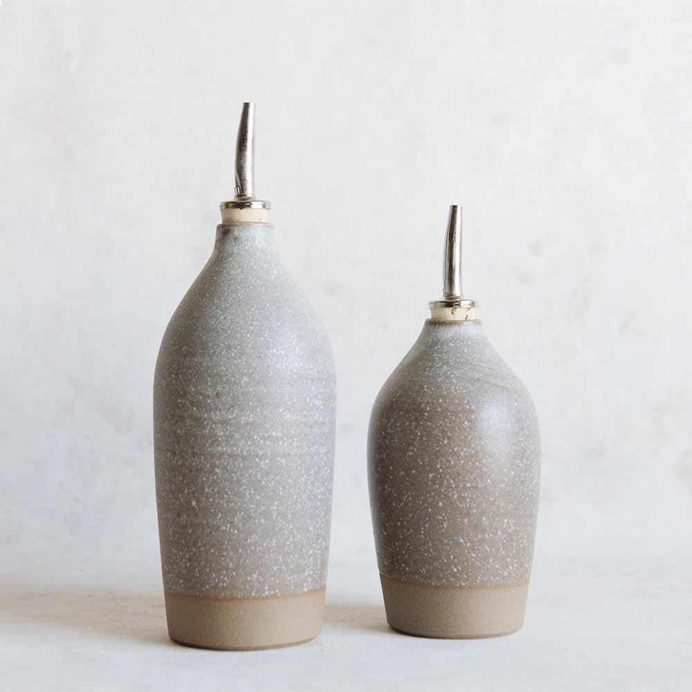 Premium Dark Ceramic Oil Bottle with Drip-Free Spout - Perfect for Kitchen, Olive Oil Dispenser & Gourmet Cooking