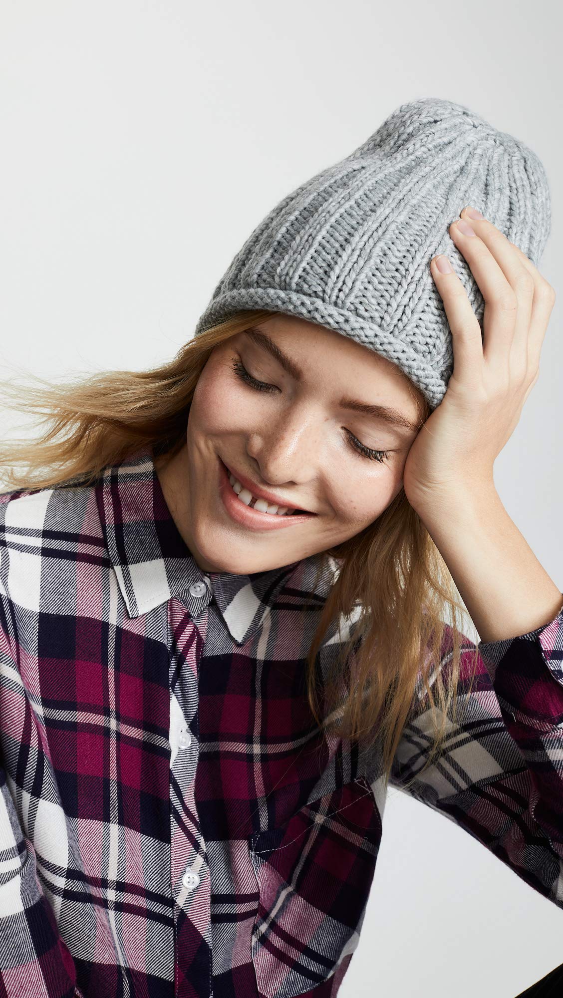 Free Women's Cable Knit Beanie Hat - Soft Winter Warm Knitted Cap for Women - Perfect for Skiing, Snowboarding & Cold Weather Outdoor Activities