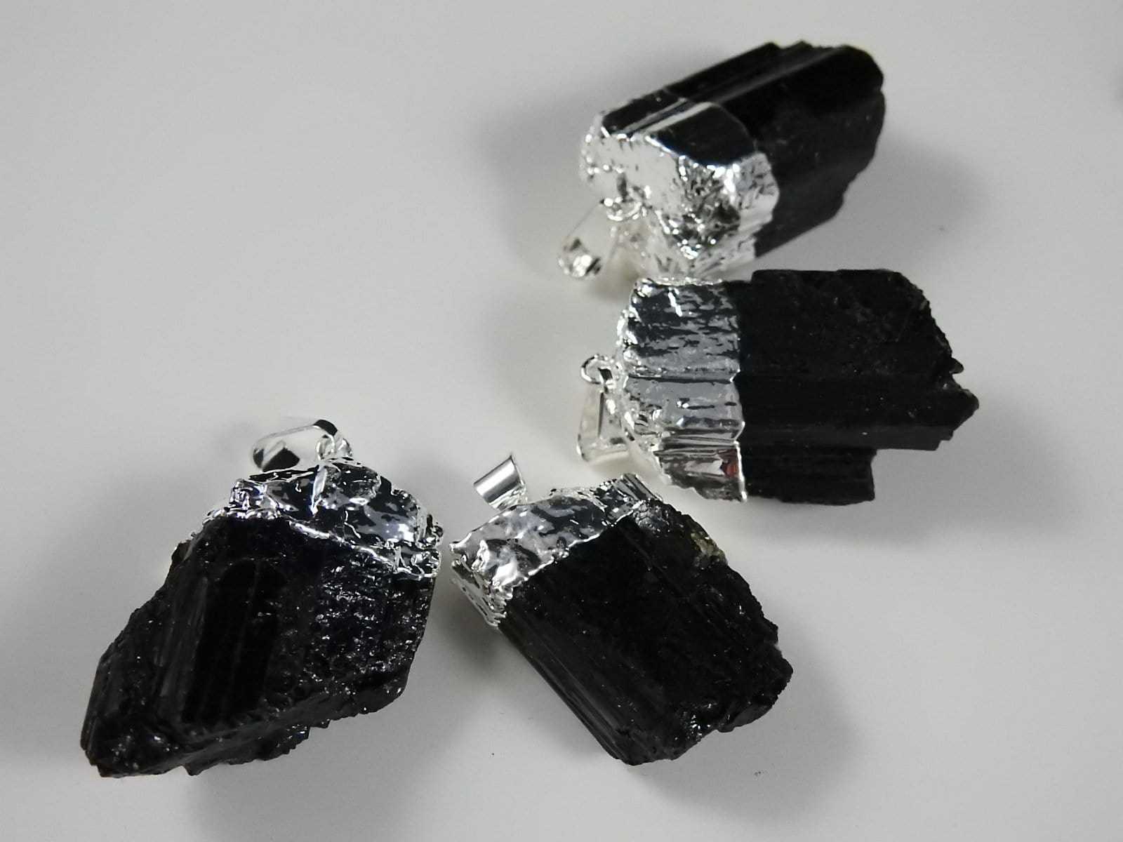 Black Tourmaline Natural Pendant Necklace - Genuine Healing Crystal Jewelry for Protection & Energy Cleansing | Perfect for Meditation, Yoga & Spiritual Wellness