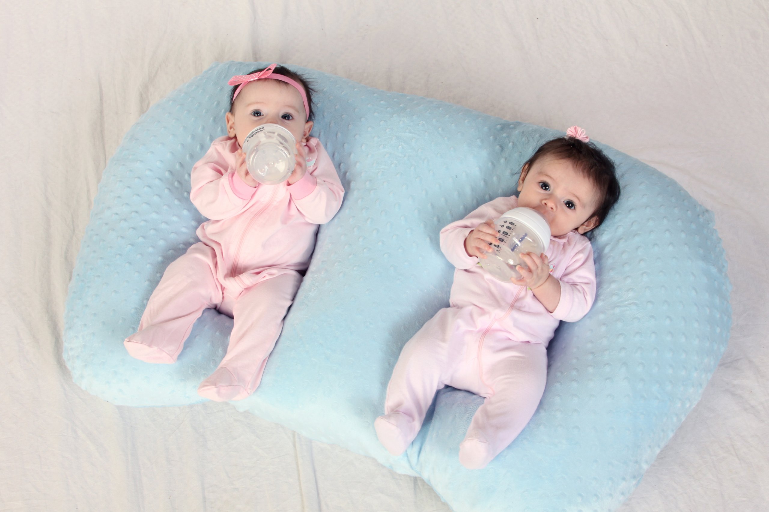 Twin Z Pillow Blue - Nursing & Bottle Feeding Support for Twins, Tummy Time & Reflux Relief, Pregnancy Pillow (No Foam) | Essential Baby Gear for Newborns & Infants | Perfect for Breastfeeding Moms & Twin Parenting