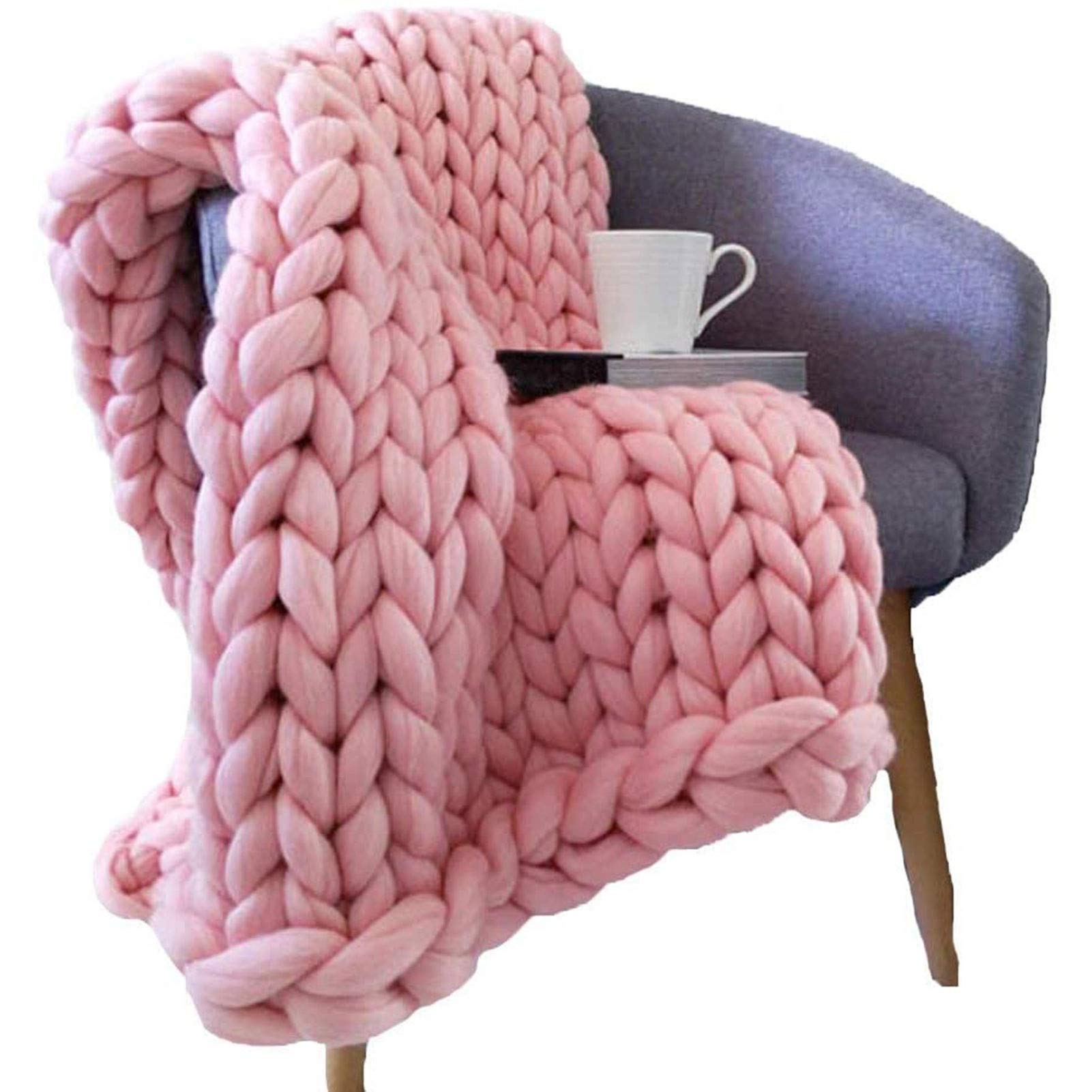 ZFF Soft Chunky Knit Blanket - Handwoven Cozy Throw for Bed, Sofa & Pet Bed - Bulky Knitting Yarn Boho Home Decor - 40×47in (100×120cm) Pink - Perfect for Living Room, Bedroom, Yoga & Reading Nook
