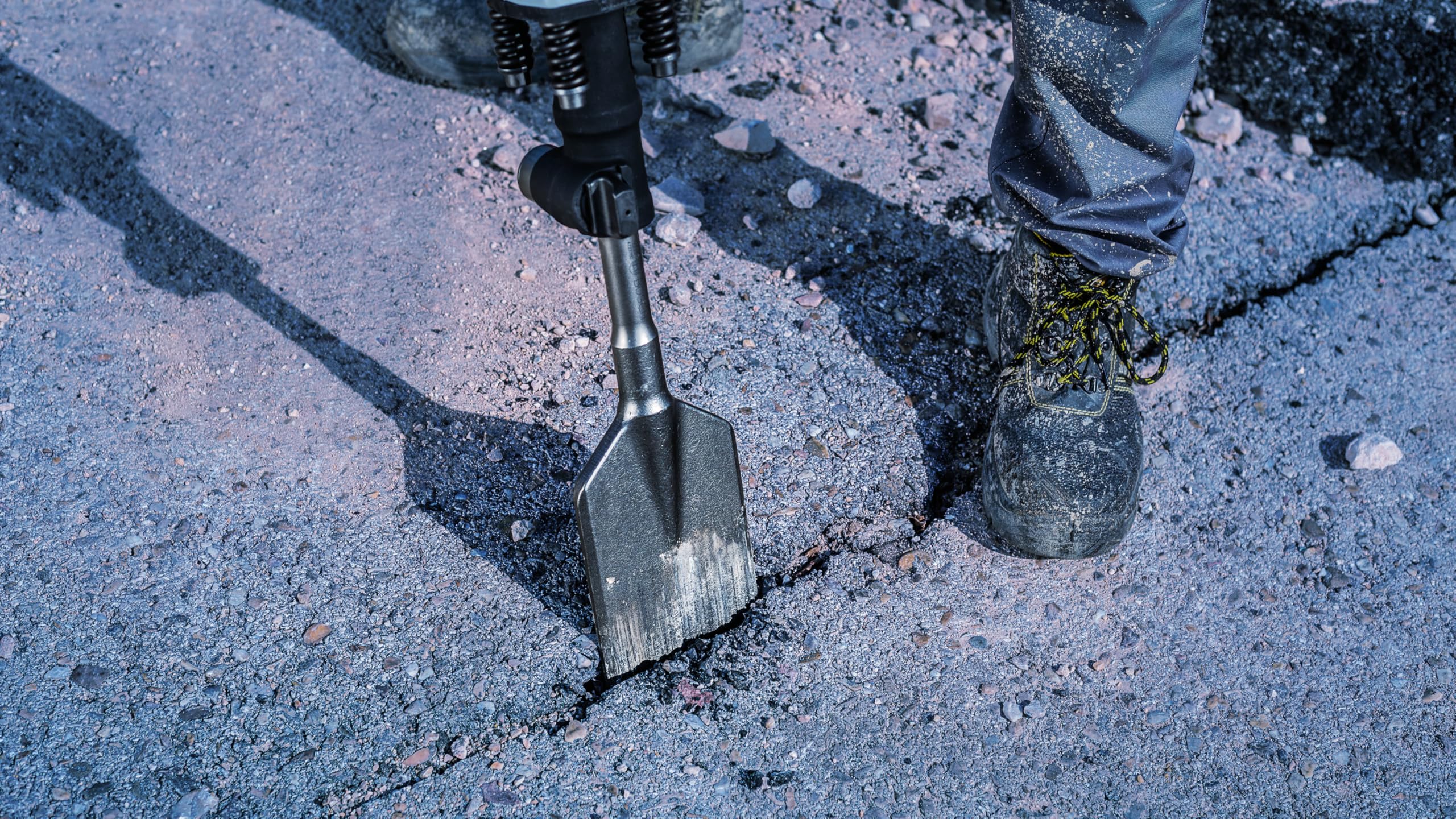 Bosch PRO Hex 30 Asphalt Cutter - Professional Demolition Hammer Accessory for Asphalt Cutting (Ø mm) - Ideal for Road Repair, Construction & Demolition Projects