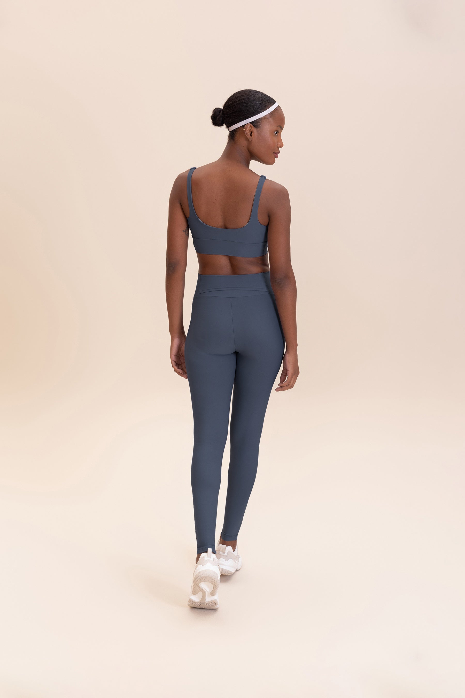 LIVE! Icon Sports Bra for Women - High Support Workout Top for Running, Yoga & Gym - Moisture Wicking & Breathable Activewear