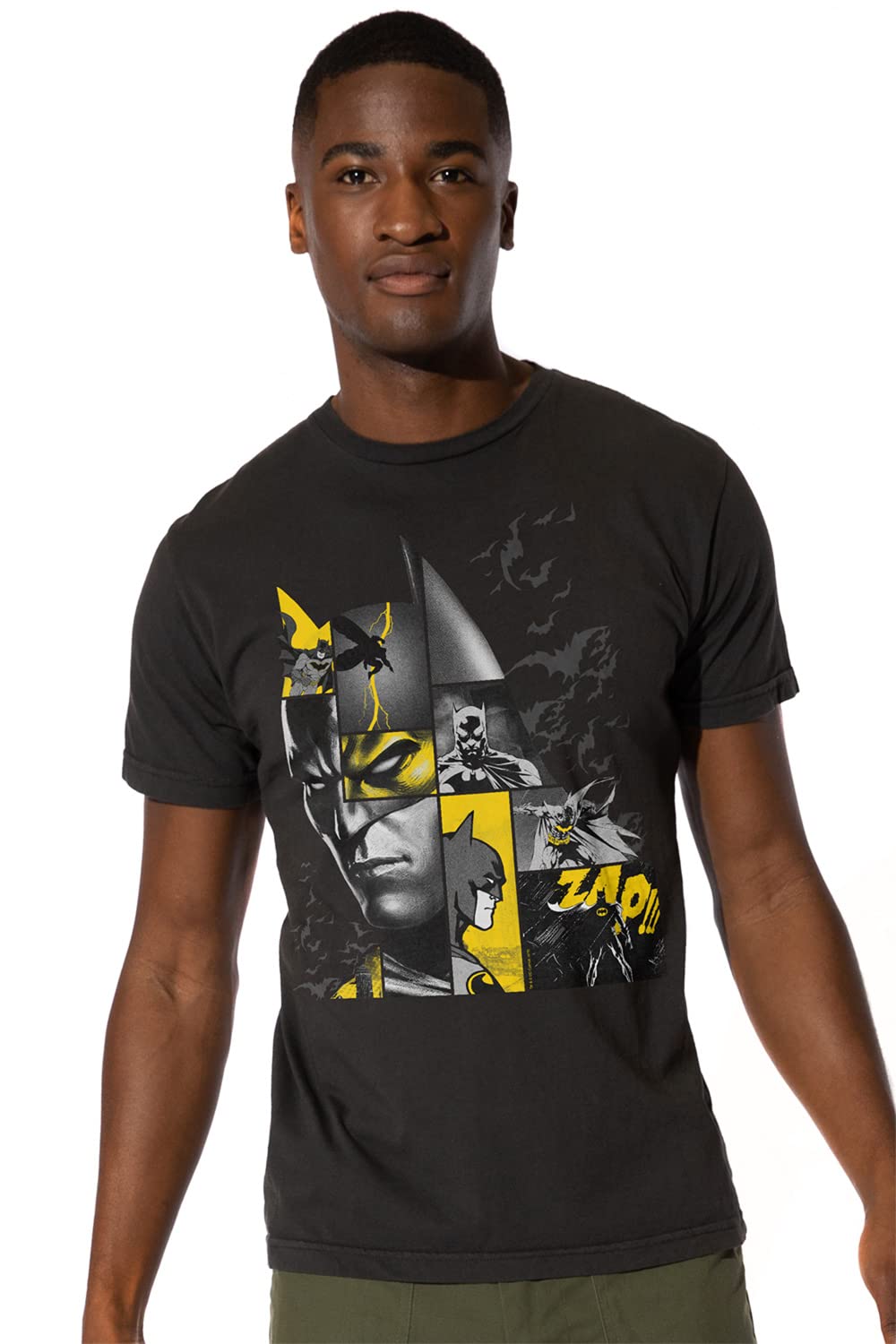 Official Batman Zap Graphic T-Shirt for Men - Short Sleeve Superhero Tee - Perfect for Cosplay, Comic Con & Casual Wear