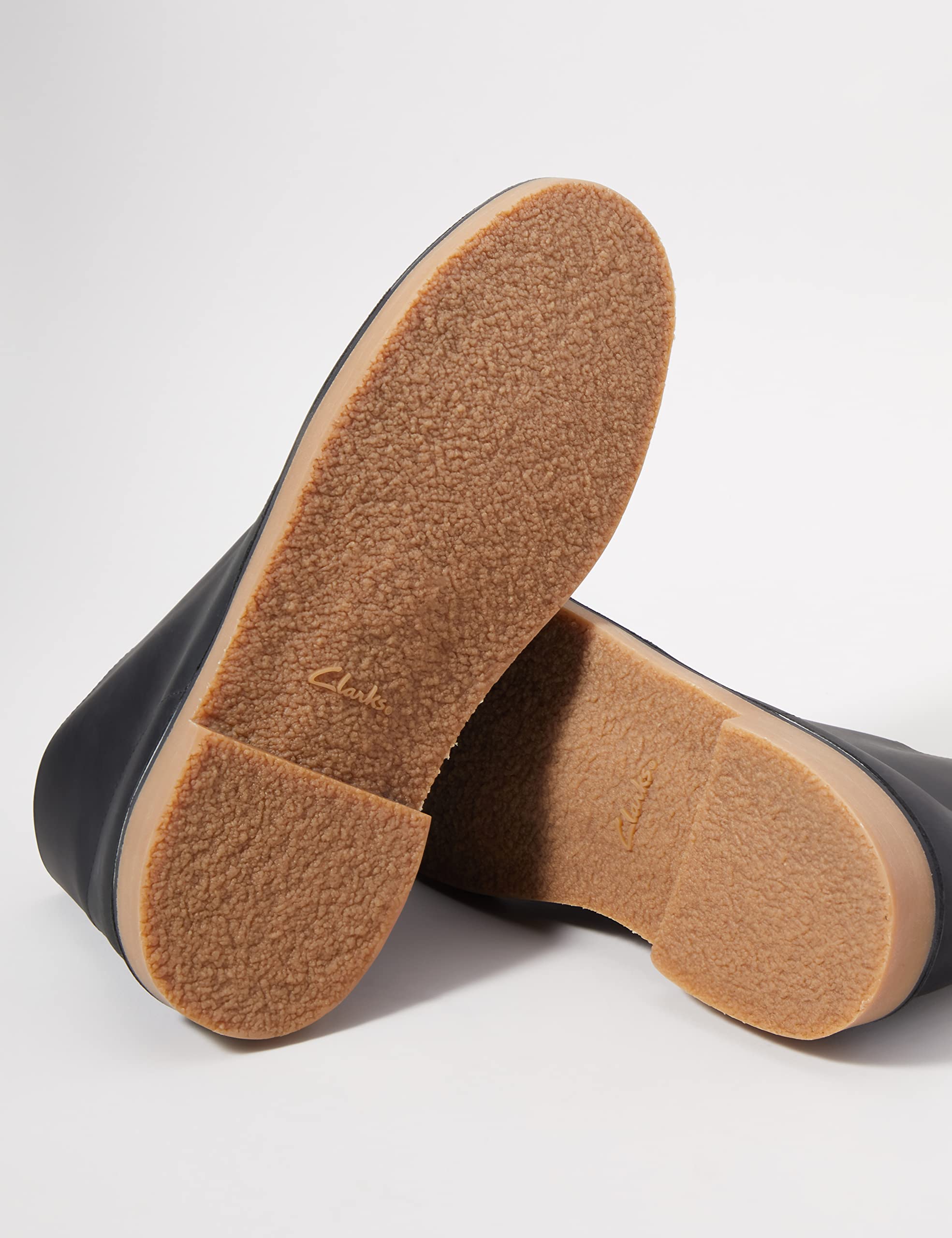 Clarks Men's Desert Chukka Boots - Premium Leather Ankle Boots for Casual & Dress Wear - Comfortable Walking Shoes for Men
