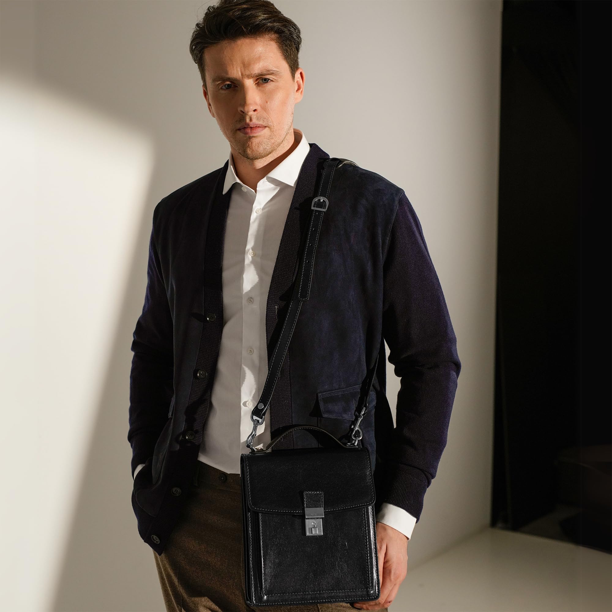 Premium Italian Leather Messenger Bag for Men - Durable Crossbody Briefcase with Time-Resistant Design - Perfect for Business, Travel & Daily Commute - Includes Gift Box