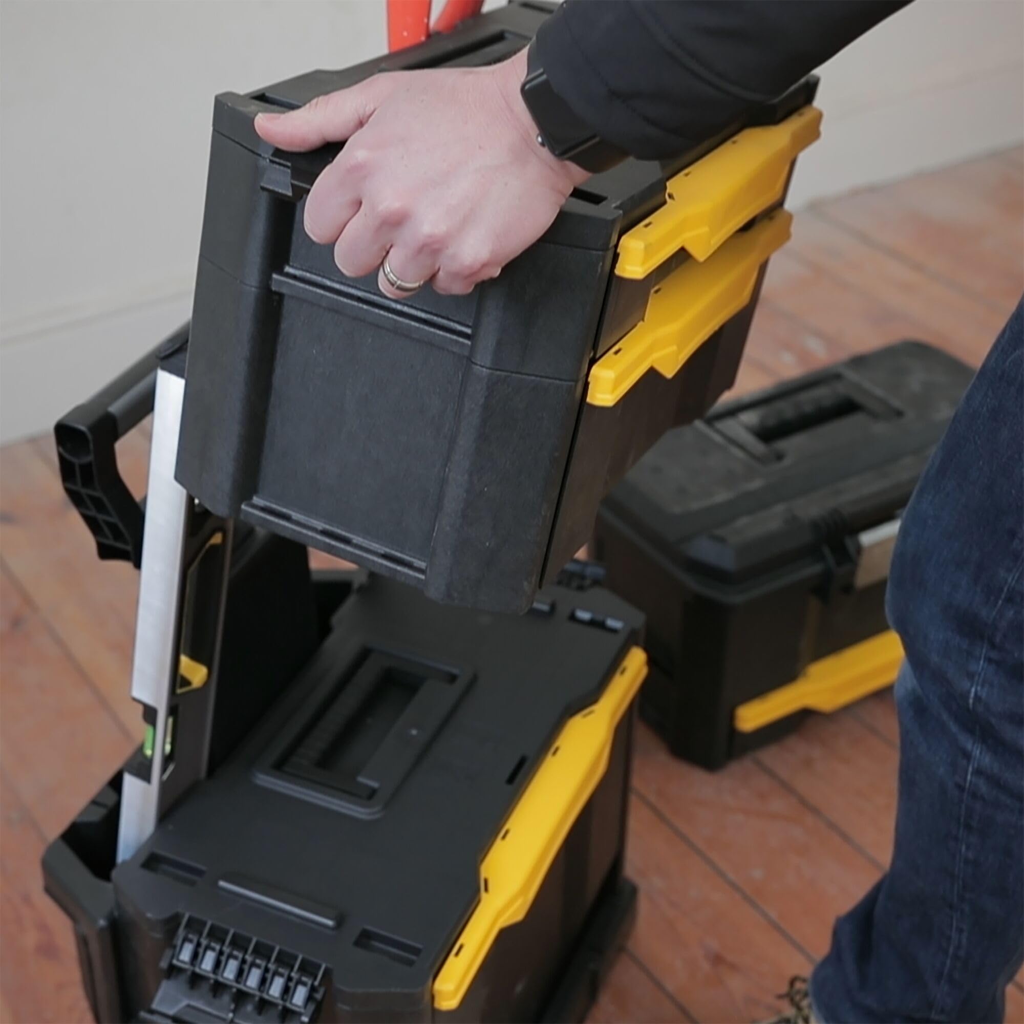 STANLEY Rolling Workshop Toolbox with Detachable Drawers & Flip Bin - Heavy Duty 7-Wheel Mobile Tool Storage for Professional Mechanics & DIY Projects - Perfect for Garages, Construction Sites & Home Workshops