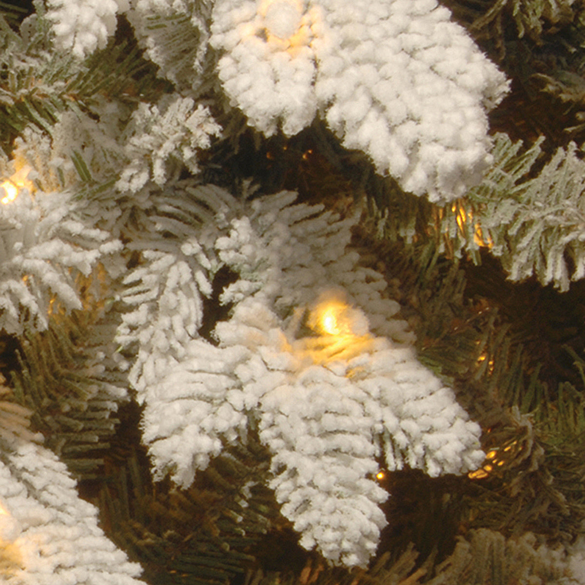 7.5 ft Pre-Lit Snowy Sierra Spruce Christmas Tree with 500 Clear LED Lights - Perfect for Living Room, Office & Holiday Decorations