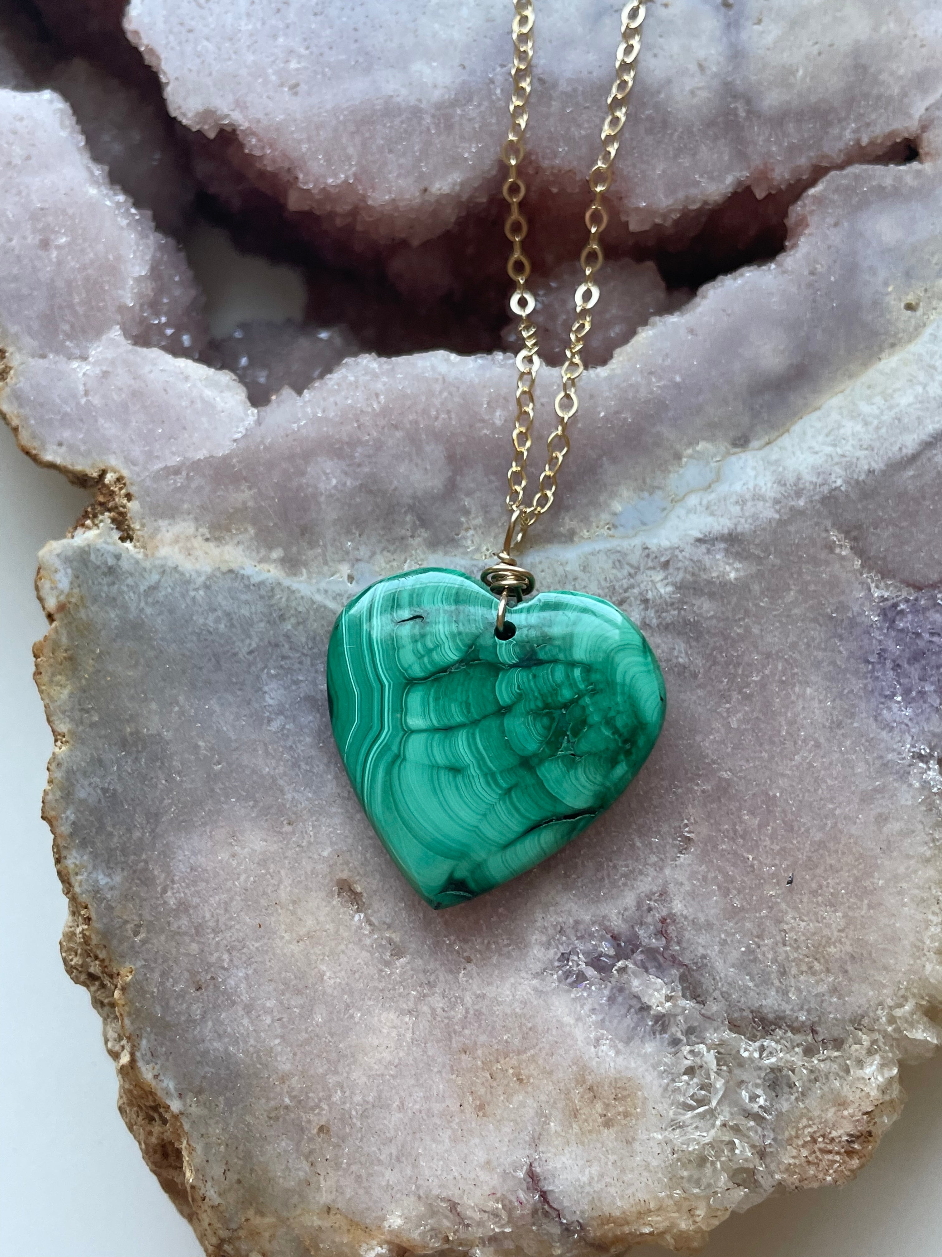 Malachite Heart Crystal Pendant Necklace - 14kt Gold Filled 16 Inch Chain - Spiritual Healing Jewelry for Women - Perfect Gift for Valentine's Day, Anniversary & Special Occasions