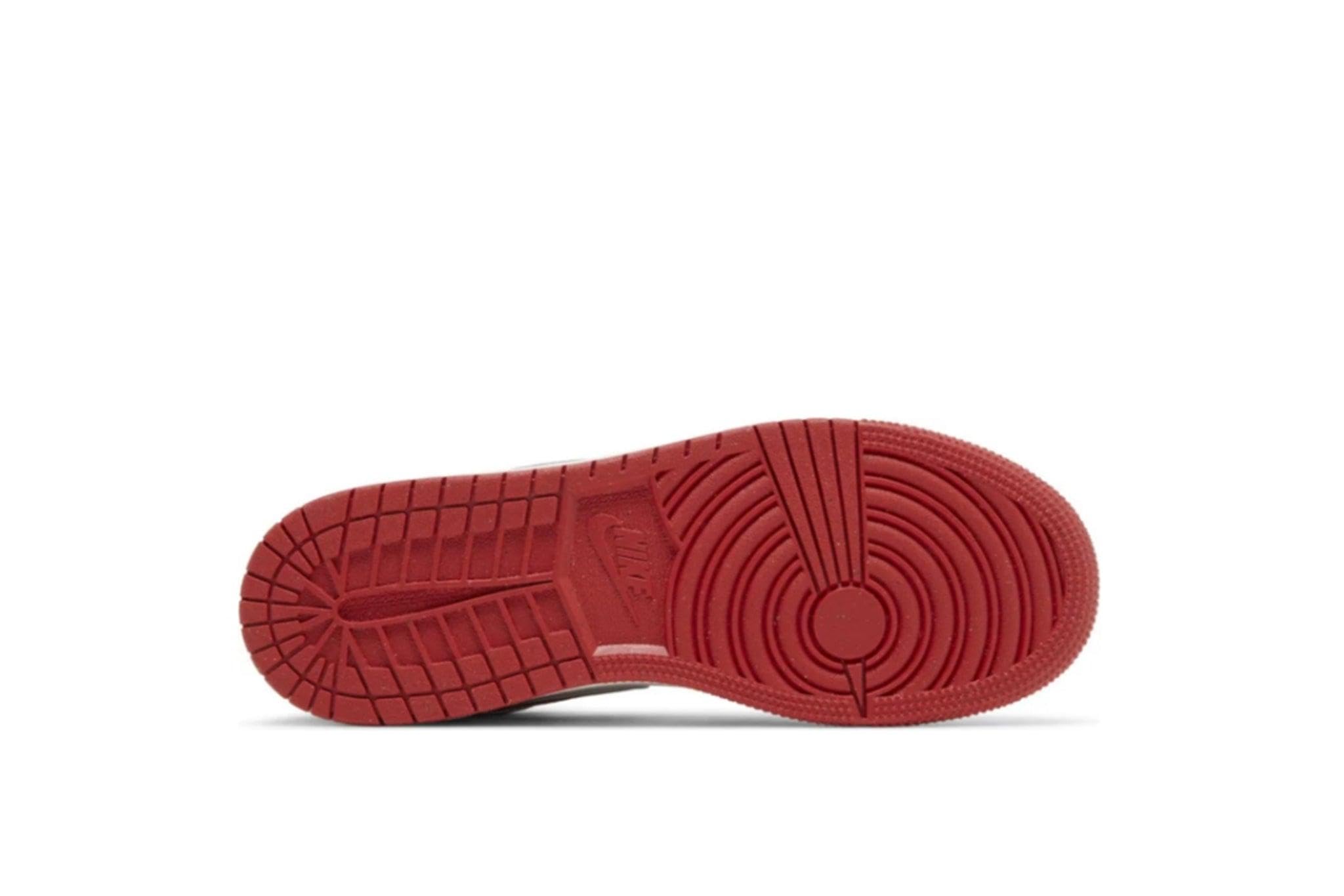 Air Jordan 1 Low GS Big Kids Basketball Shoes - Lightweight Sneakers for School, Sports & Casual Wear