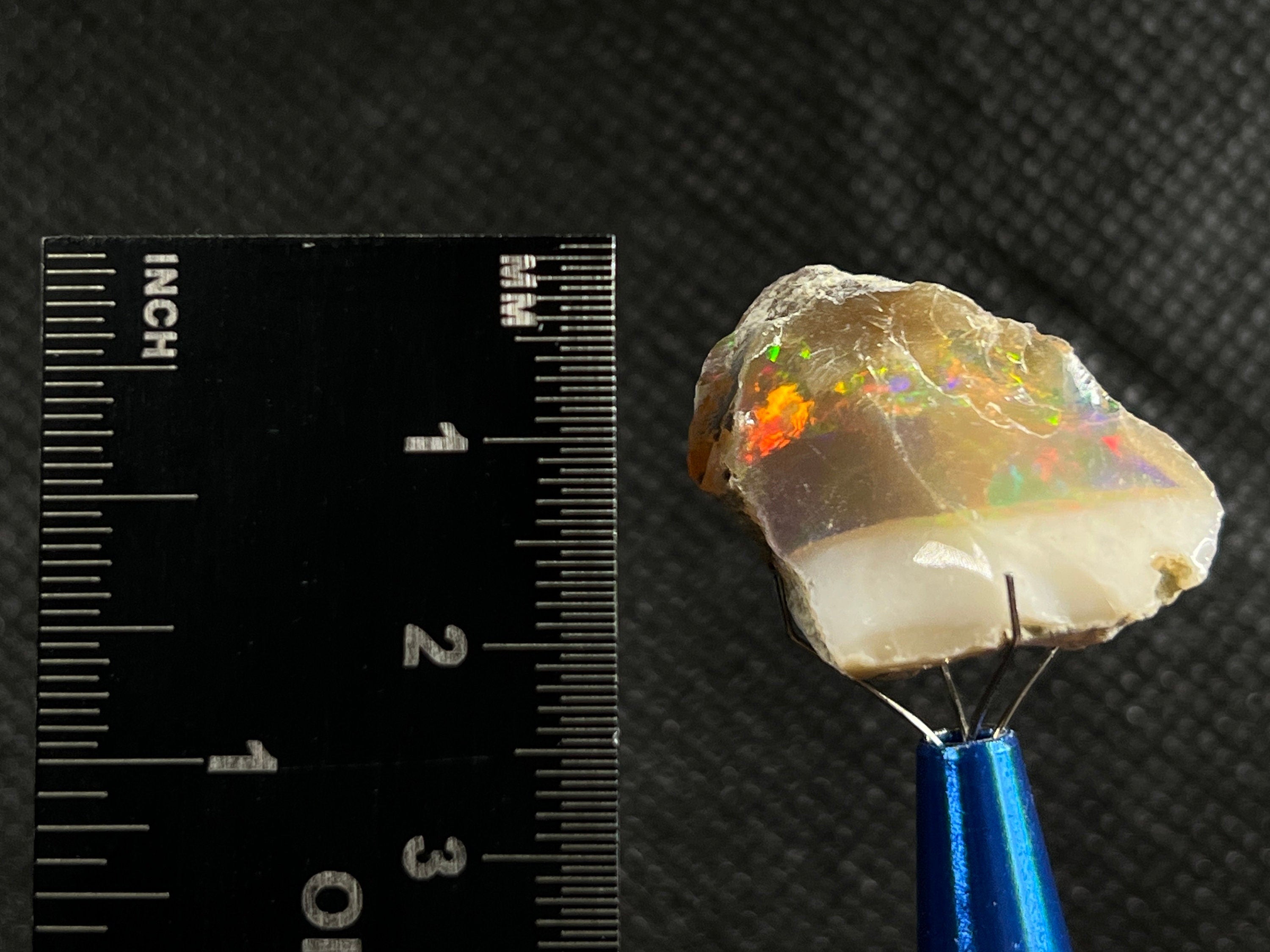 Natural 4A+ Welo Opal Raw Crystal - Premium Cutting Grade Gemstone, October Birthstone (50718) | Jewelry Making, Healing Crystals & Collector's Specimen