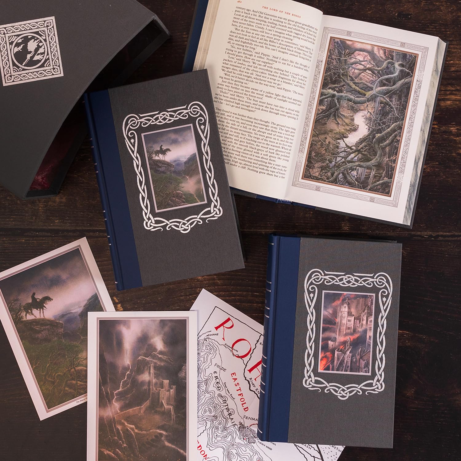 The Lord of the Rings - Complete Book Set | Epic Fantasy Novel Series by J.R.R. Tolkien | Perfect for Fantasy Lovers & Book Collectors | Great Gift for Readers & Movie Fans