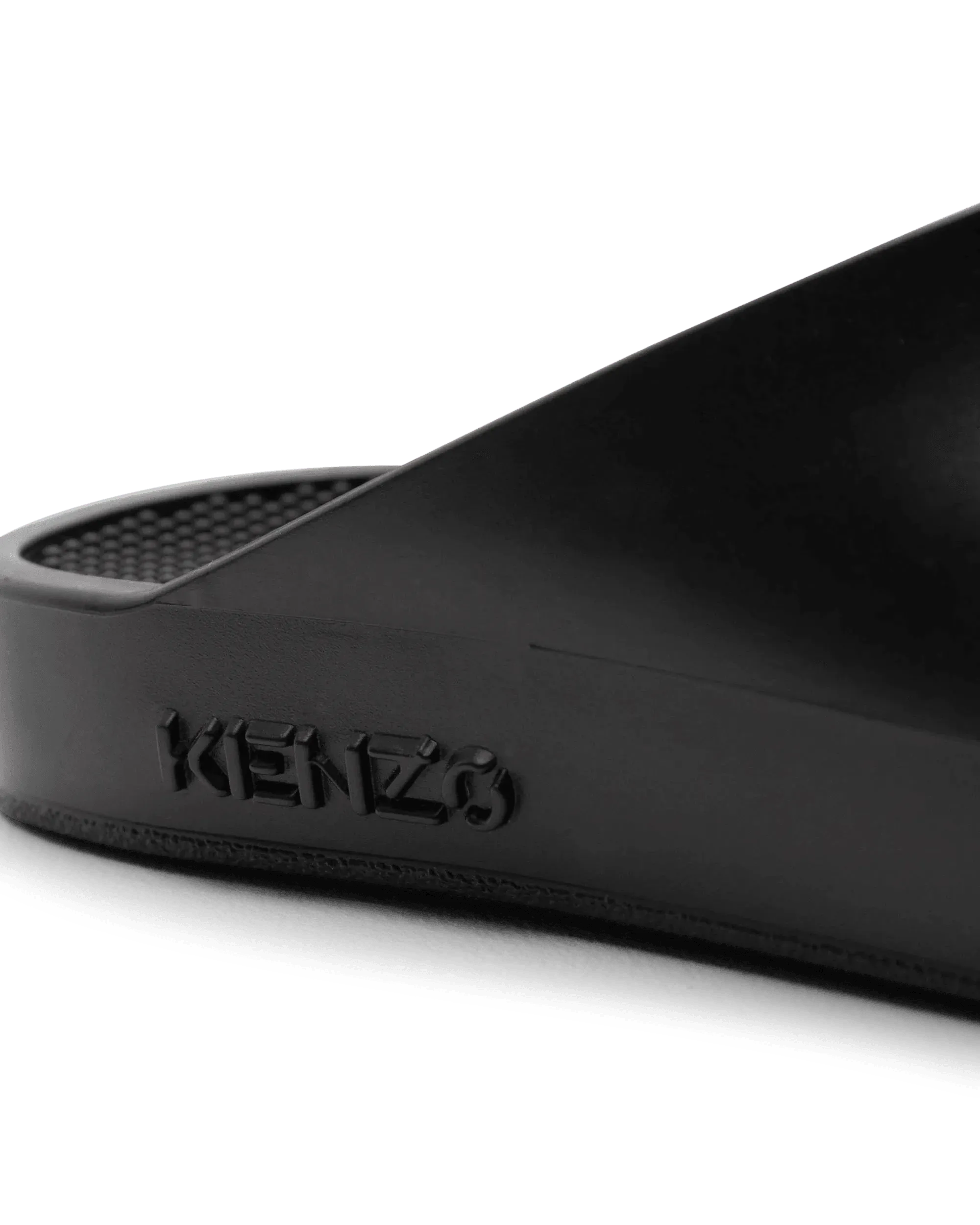 Comfortable K Beach Flip Flops for Women & Men - Lightweight Summer Sandals with Arch Support - Perfect for Beach, Pool, and Vacation Travel