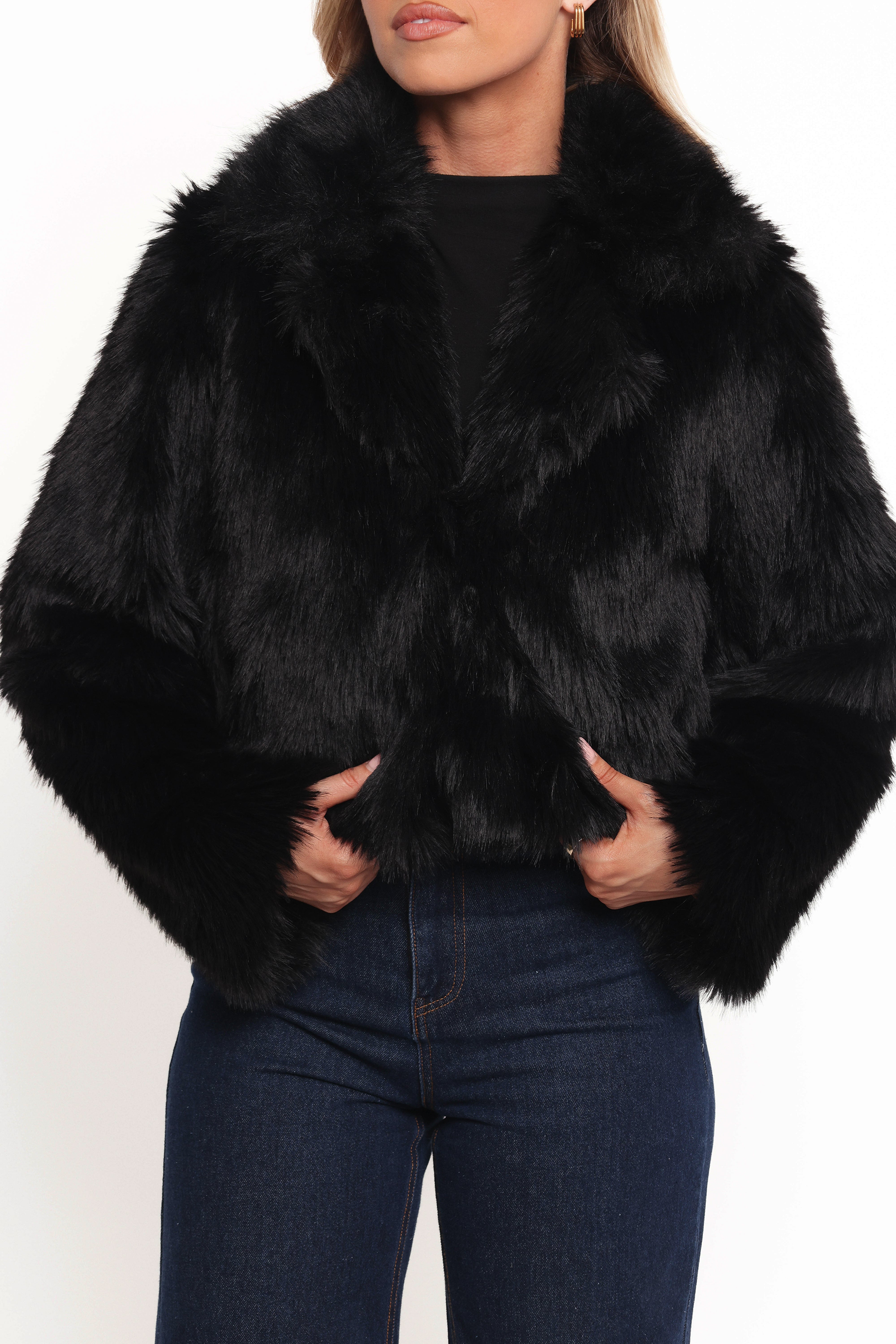 Bobbi Faux Fur Jacket Women's Black Winter Coat - Stylish Warm Outerwear for Casual Outings & Evening Events