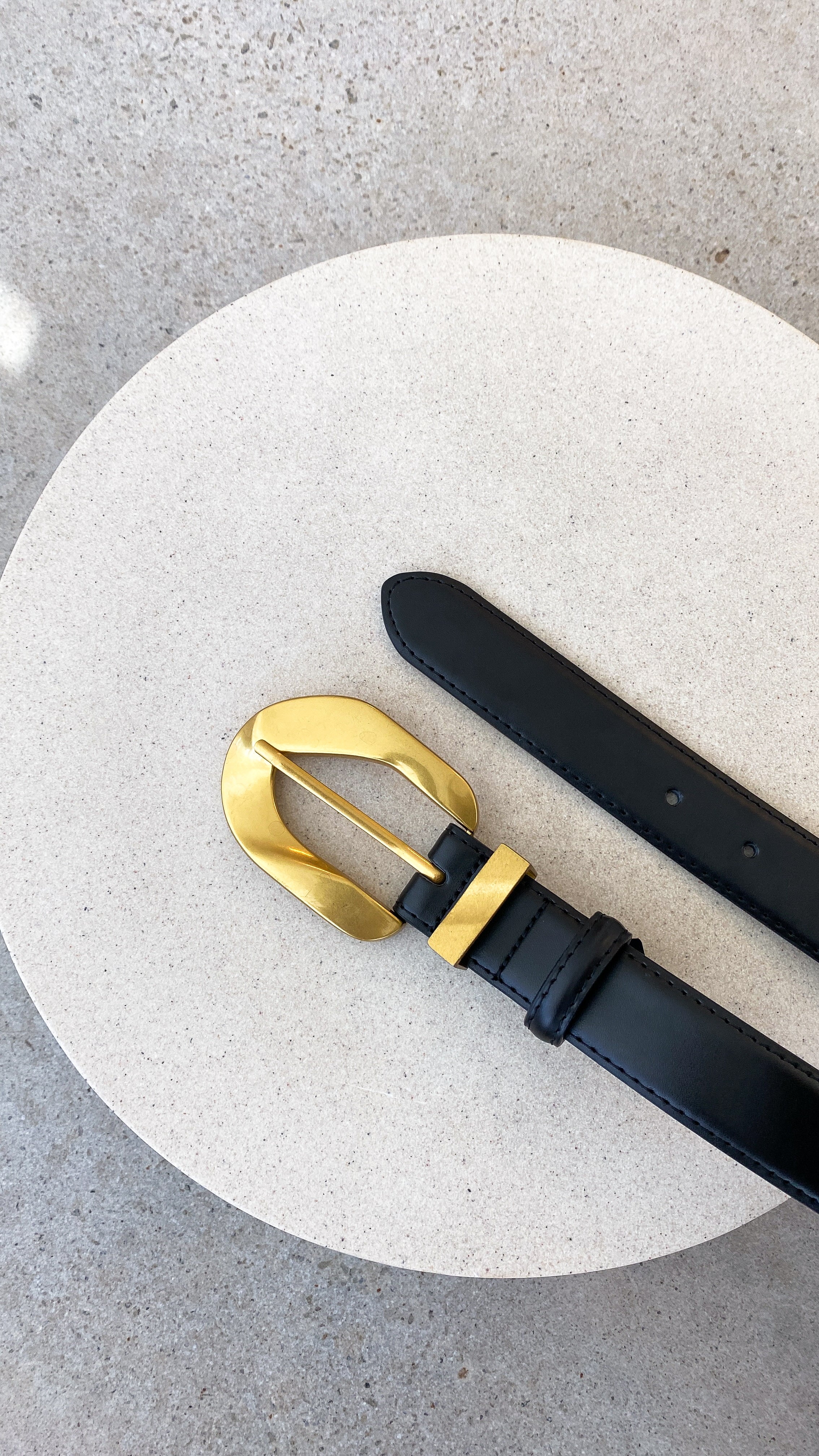 Evelyn Black Leather Belt for Women - Stylish and Durable Fashion Accessory for Office, Casual, and Evening Outfits