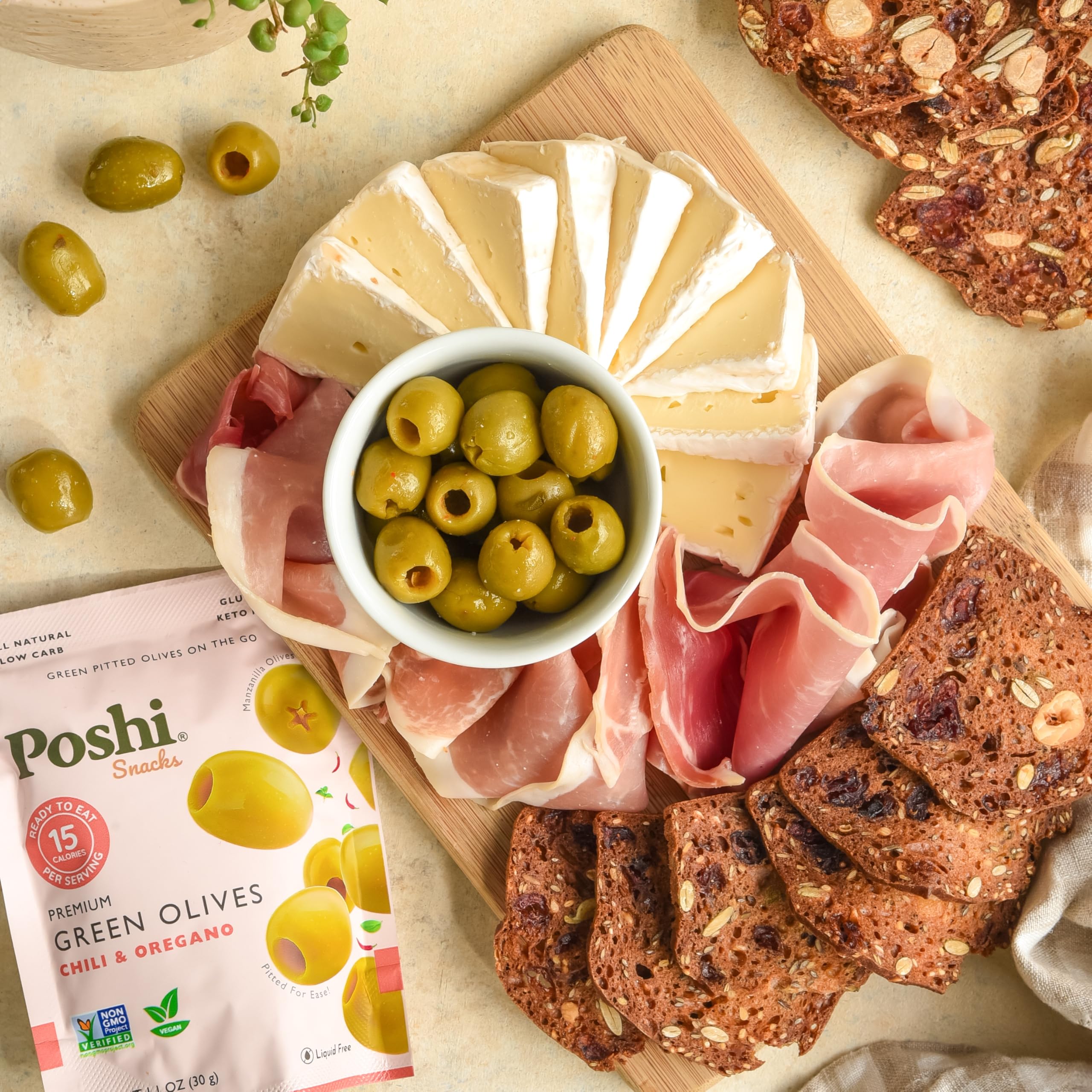 Poshi Green Pitted Olives with Chili & Oregano | Vegan, Kosher, Gluten-Free, Keto-Friendly Snacks | All Natural, Low-Calorie Healthy Snack (30 Pack, 1.1oz Bags) | Perfect for On-the-Go, Lunch Boxes & Party Platters
