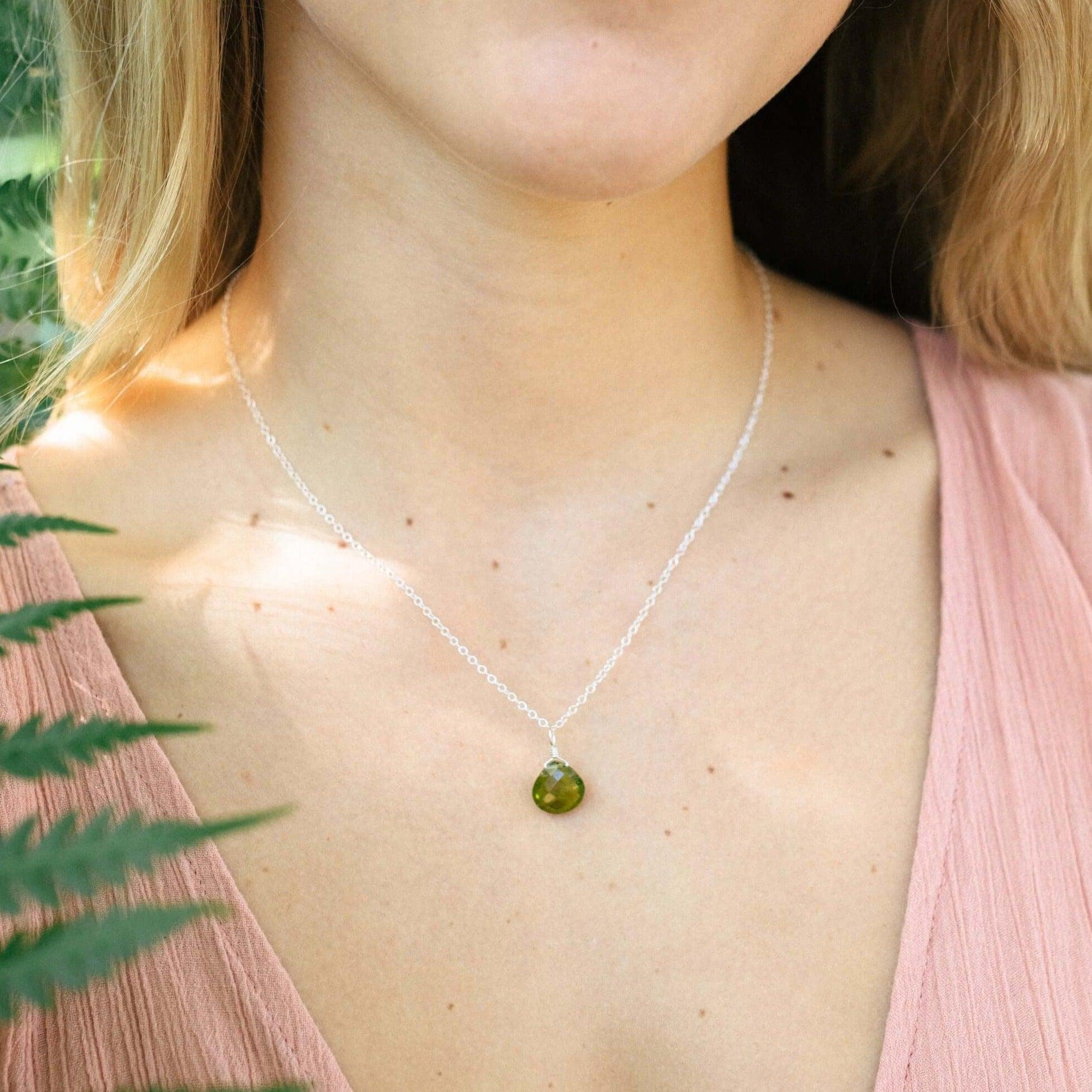 Elegant Tiny Peridot Teardrop Crystal Pendant Necklace - Dainty Green Gemstone Jewelry for Women - Perfect for Weddings, Parties & Everyday Wear