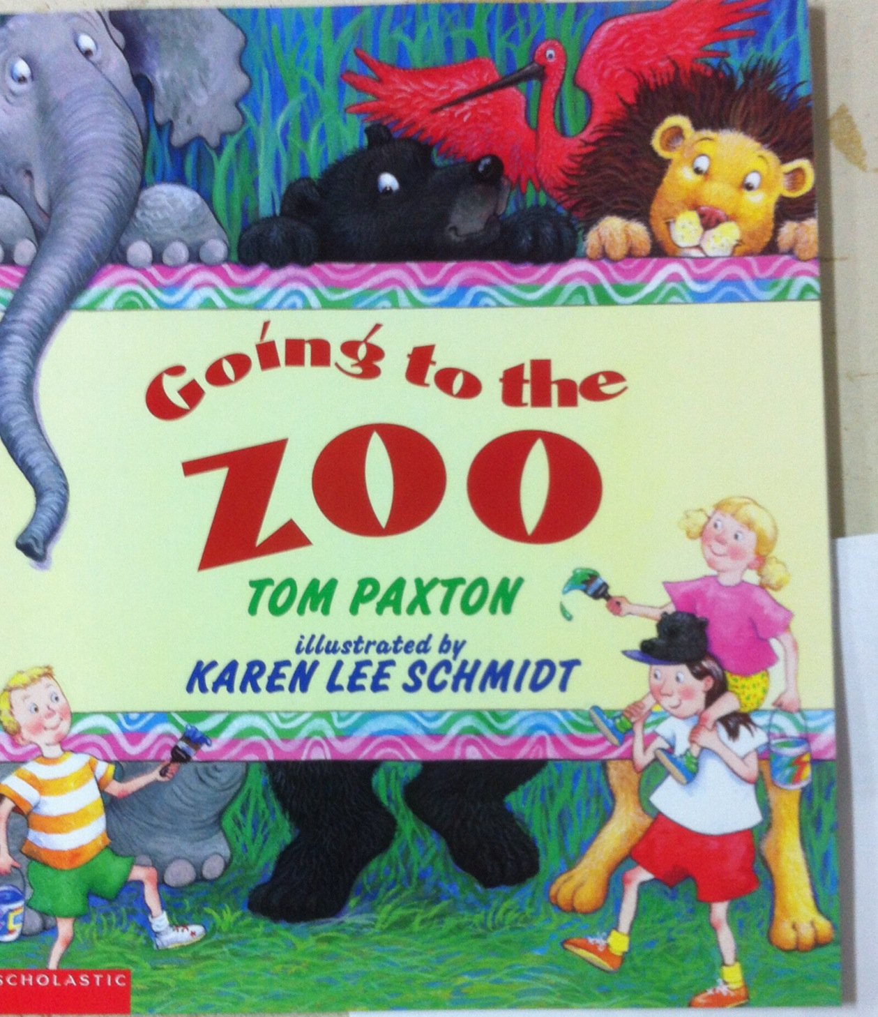 Best Zoo Outfit Ideas for Kids & Adults - Comfortable & Stylish Zoo Day Clothes for Family Adventures