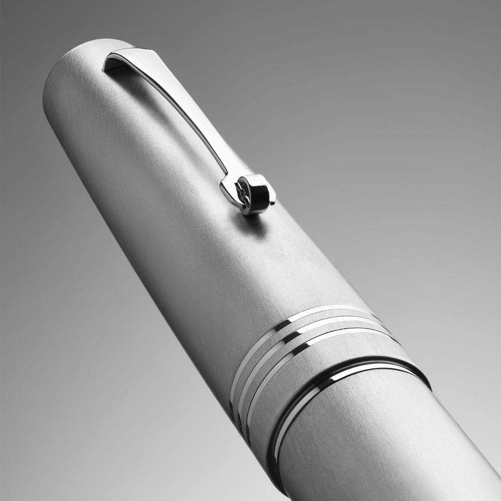Leonardo Fountain Pen Momento Zero Limited Edition 2025 - Premium Stainless Steel & Alumina Nib - Perfect for Calligraphy, Writing & Collecting - Elegant Gift for Pen Enthusiasts