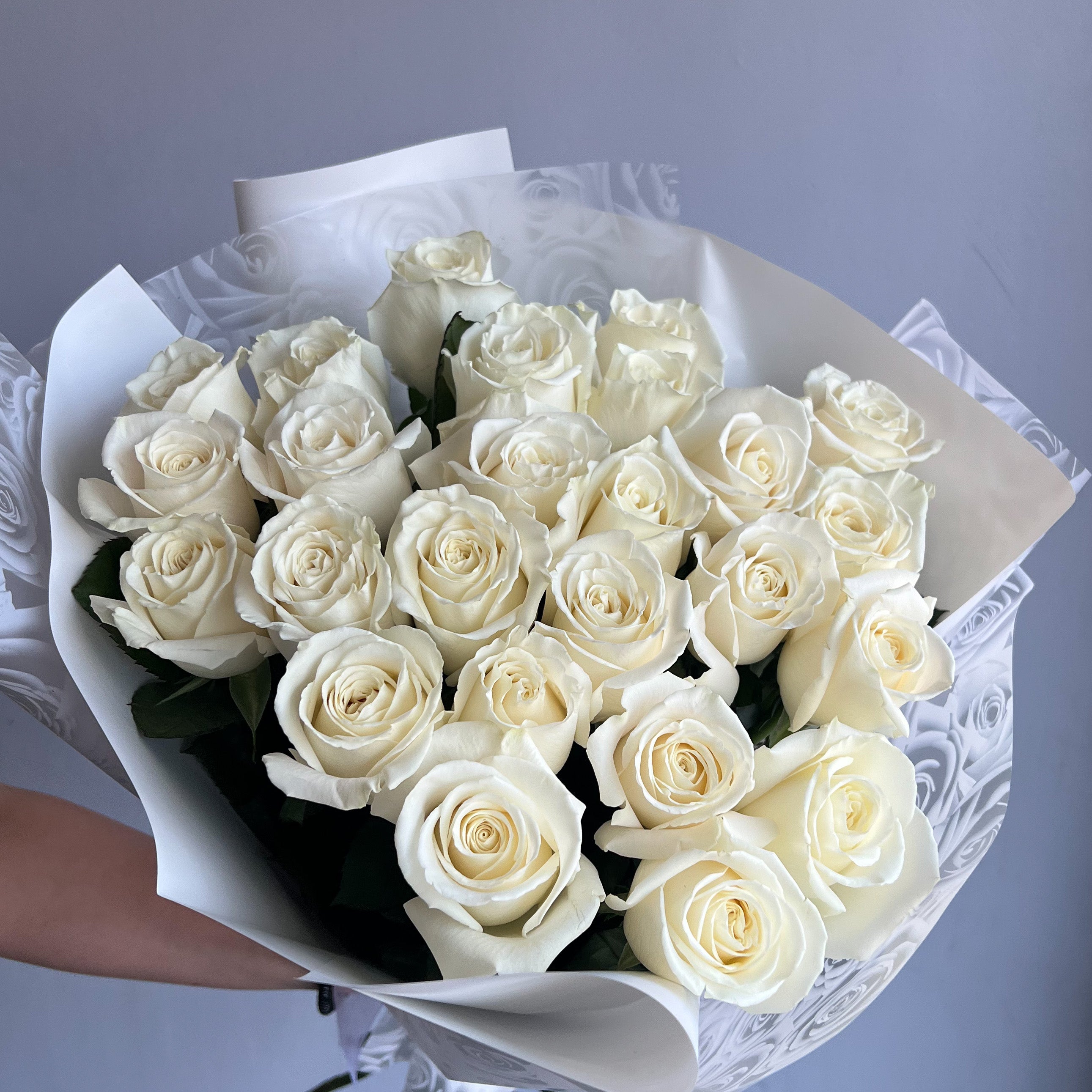Fresh White Roses Bouquet - Elegant Long Stem Roses for Weddings, Anniversaries & Romantic Gifts