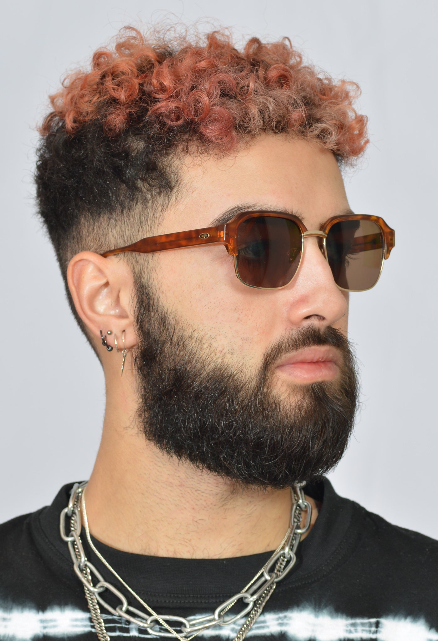 Christian Dior 2587 41 Sunglasses - Luxury Designer Shades for Women & Men | Perfect for Outdoor Activities, Beach Vacations & Fashion Statements