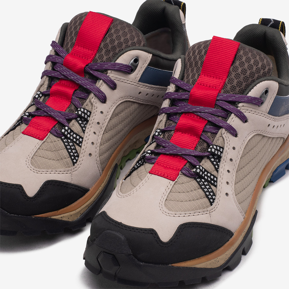BBC BEELINE X TIMBERLAND Solar Ridge GTX Hiking Boots - Light Taupe Waterproof Hiking Shoes for Men & Women | Perfect for Outdoor Adventures, Trail Walking & Mountain Climbing