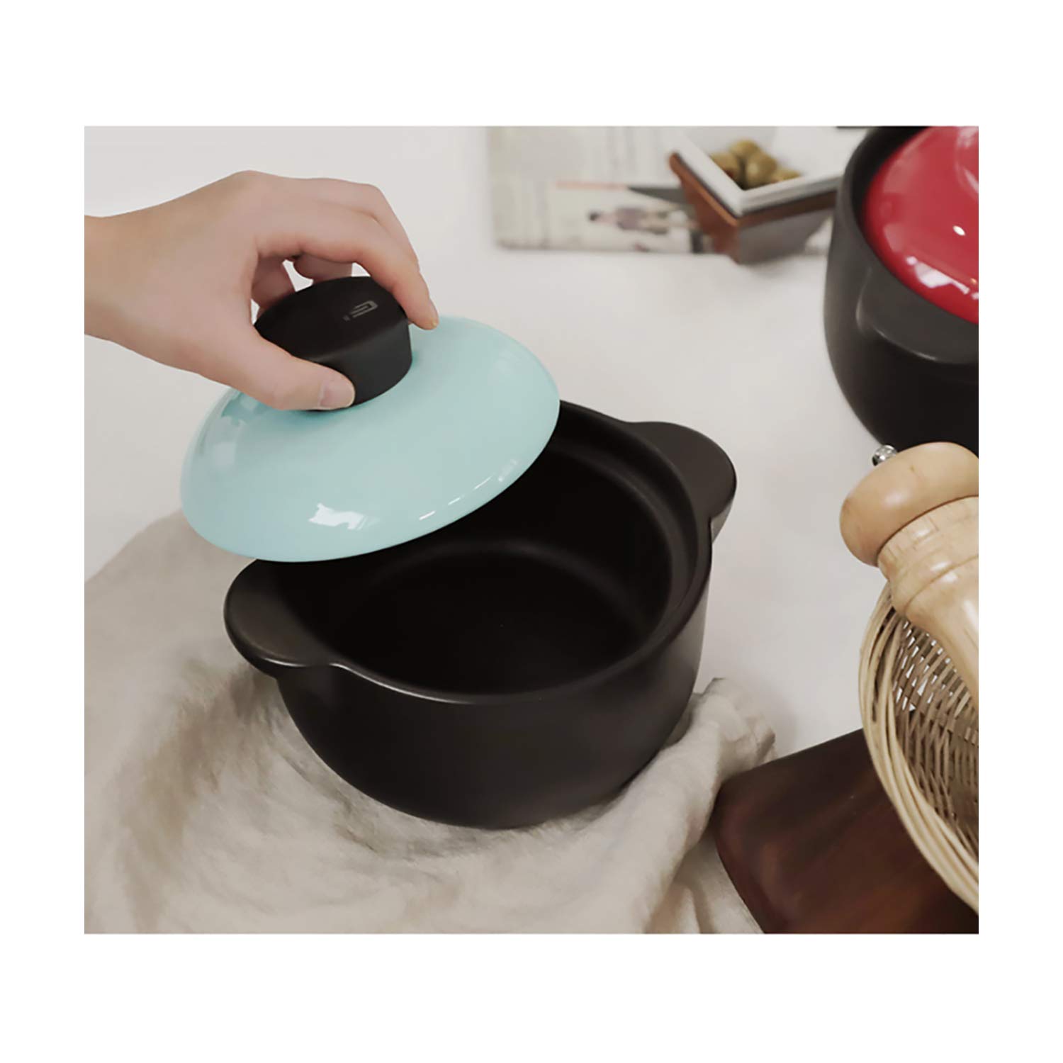 Heat Resistant Fine Porcelain Casserole Pot - 1000ml Blue Ceramic Dutch Oven for Baking, Stewing & Serving - Perfect for Soups, Stews & Family Dinners