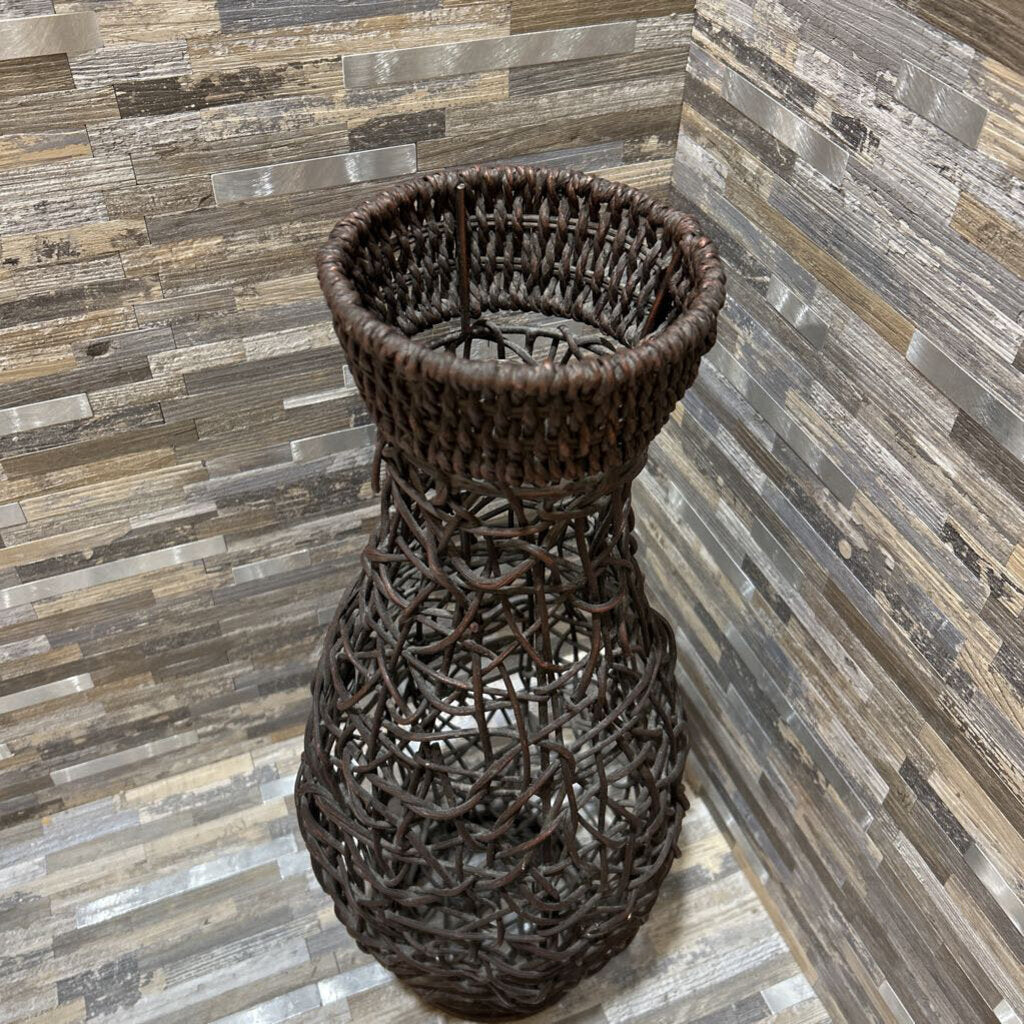 Large Wicker Vase - Handwoven Rattan Home Decor for Flowers - Perfect for Boho, Farmhouse & Coastal Living Room Decor