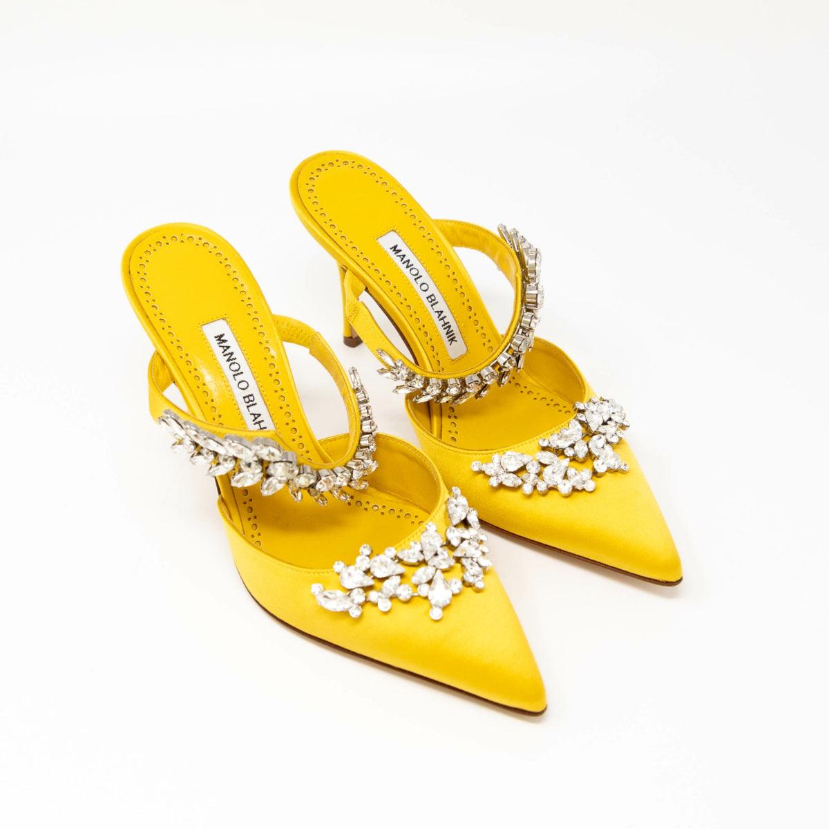 Manolo Blahnik Women's Yellow Satin Lurum Pumps Size 36.5 - Elegant High Heels for Weddings, Parties & Special Occasions