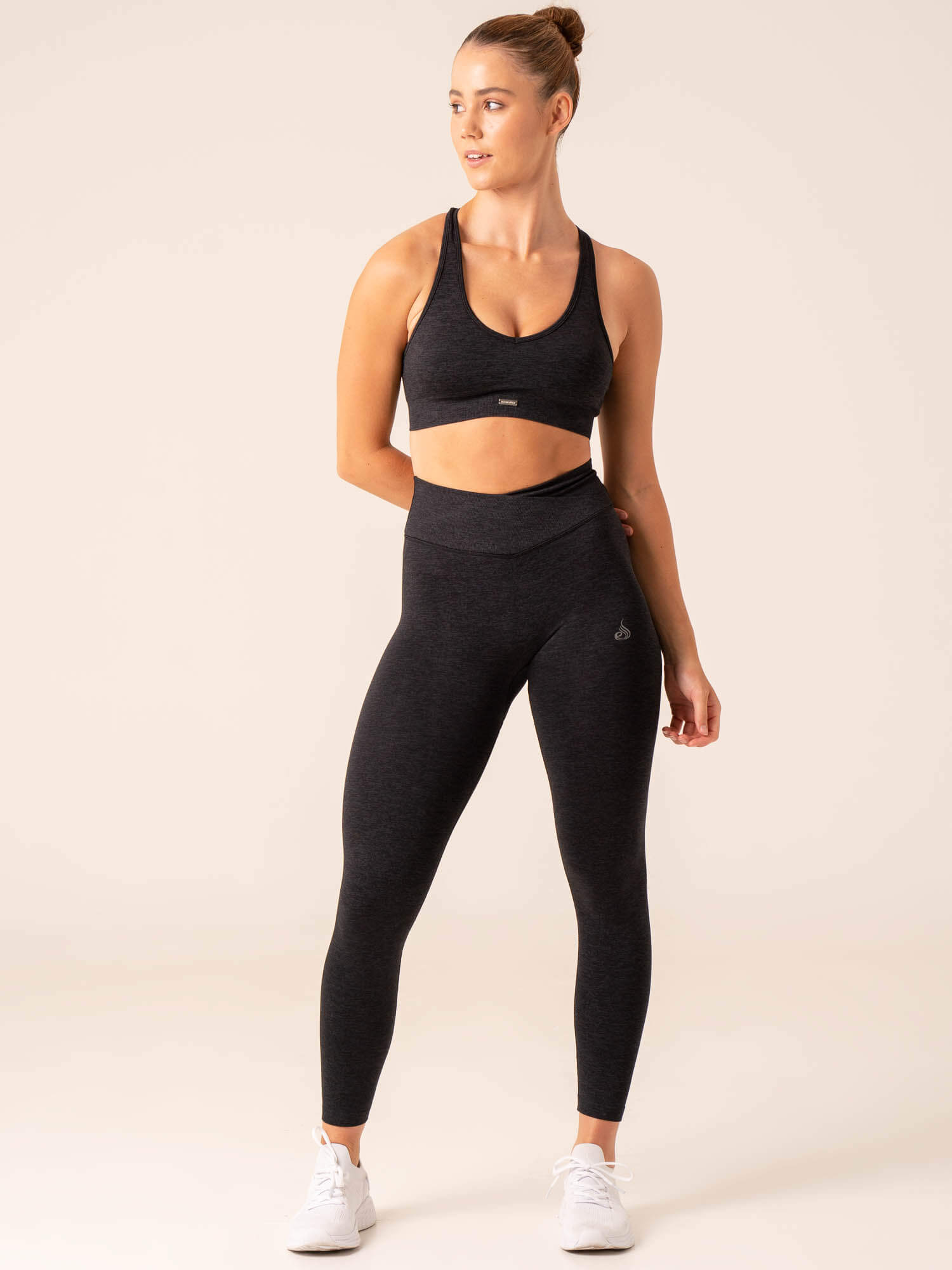 Focus Seamless Sports Bra for Women - High Support Workout Top - Breathable & Comfortable Yoga Bra - Black Marl - Perfect for Running, Gym & Activewear