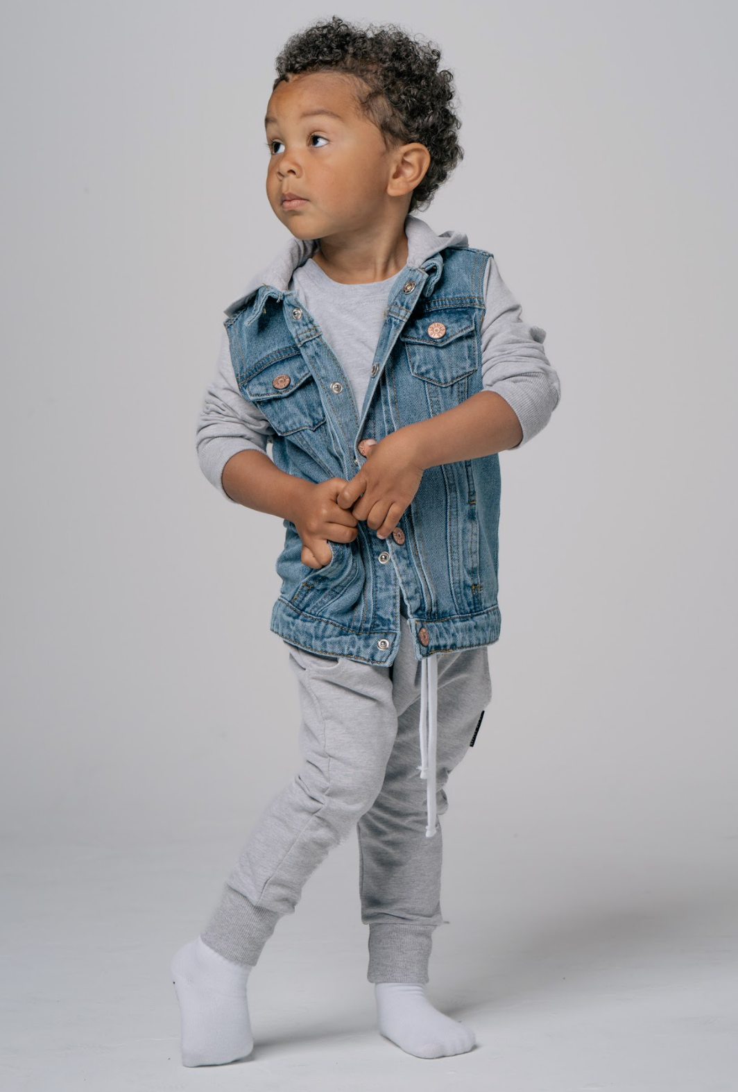 Men's Grey Hooded Denim Jacket - Lightweight Distressed Vintage Style for Casual Wear & Outdoor Activities