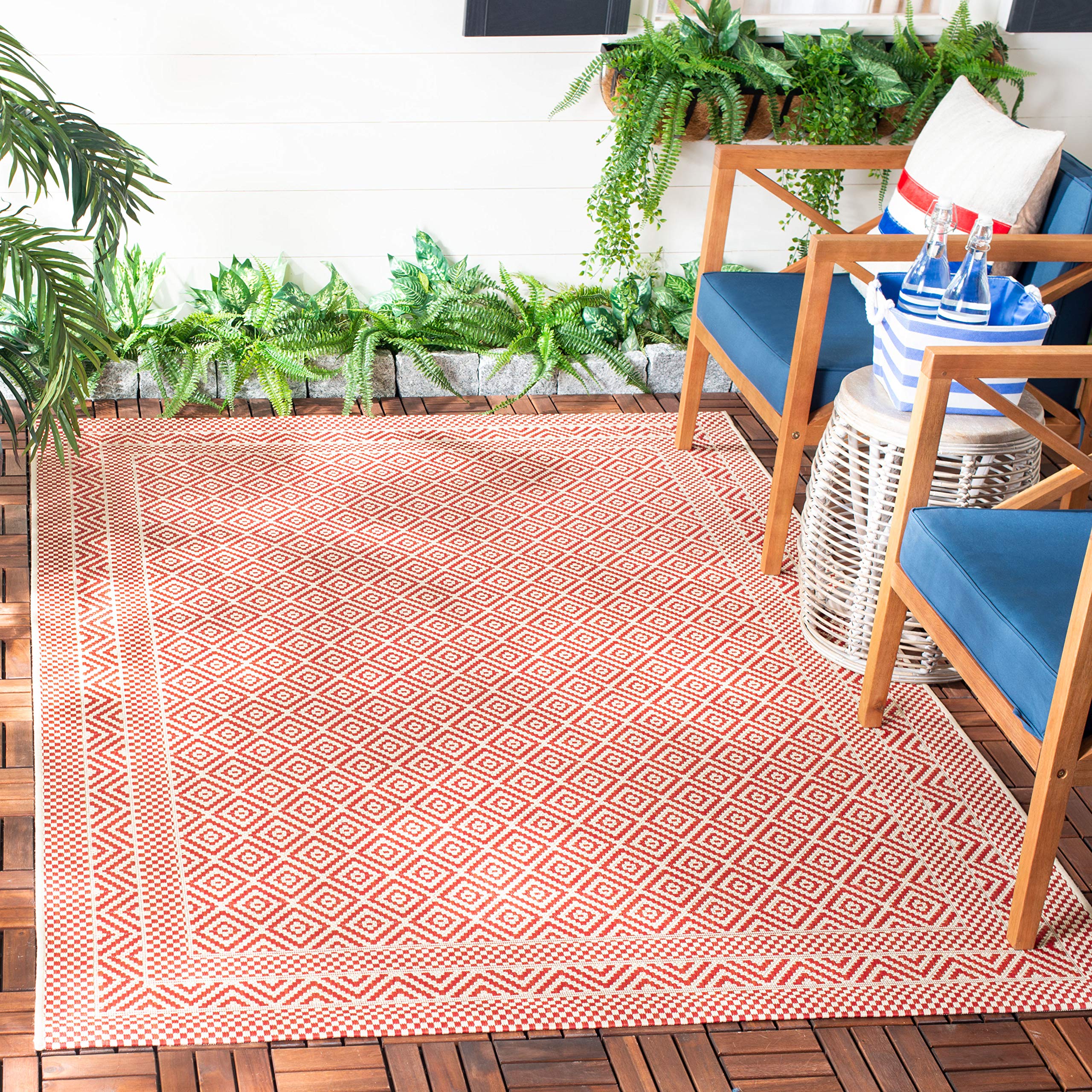SAFAVIEH Courtyard Collection 6'7