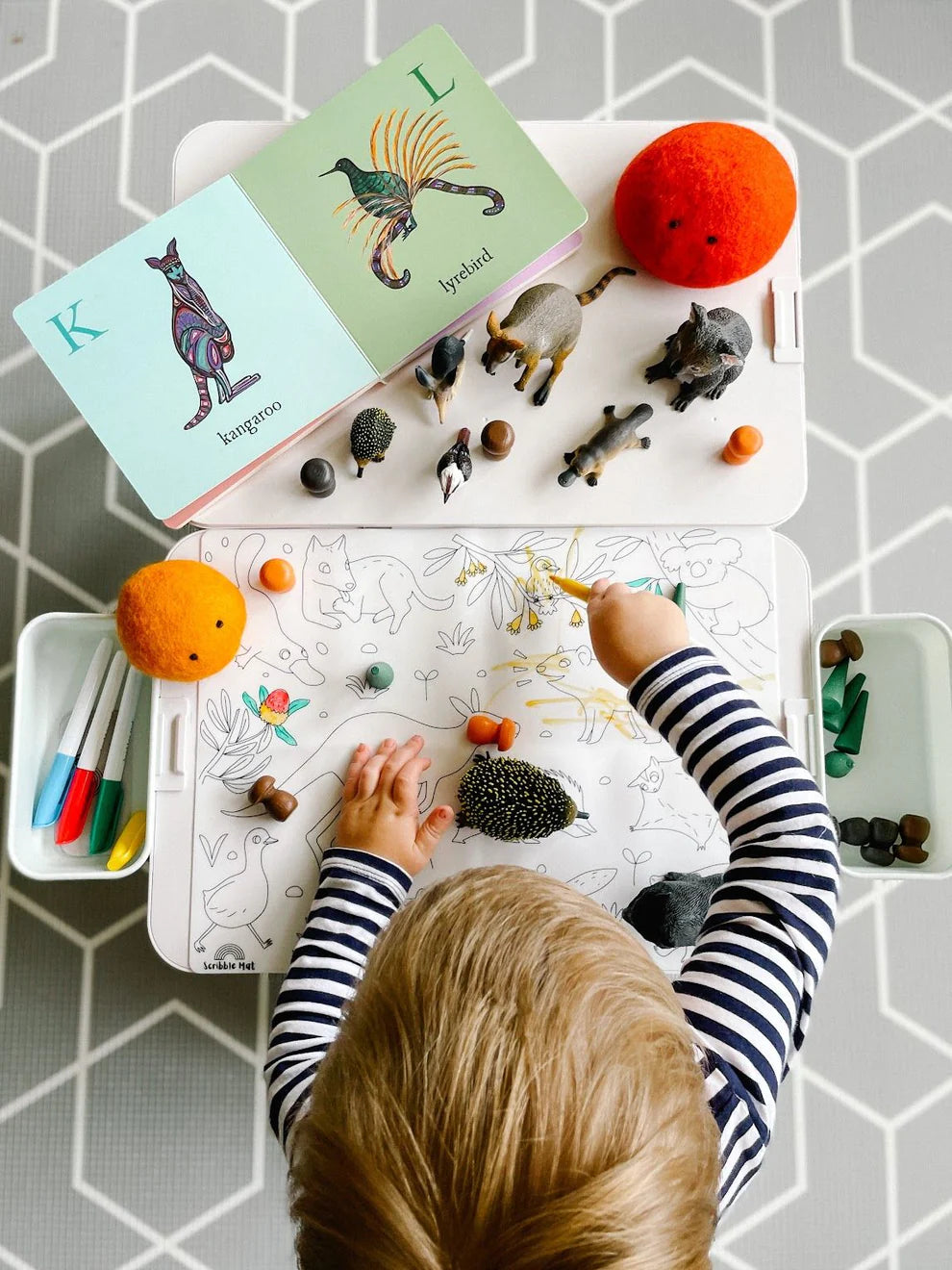 Reusable Scribble Mat Set with Baby Australian Animals - Washable Kids Drawing Mat for Toddlers & Preschoolers - Perfect for Travel, Home & Classroom Playtime