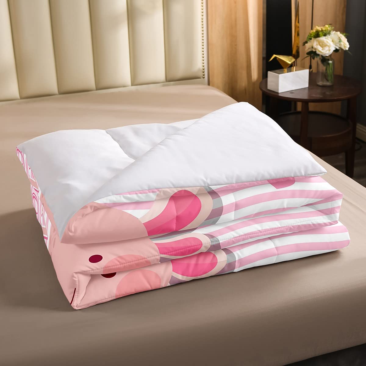 Cute Pink Axolotl Comforter Set - Queen Size Soft Down Bedding with Cartoon Axolotl Design, Geometric Stripes & Kawaii Animal Print - Perfect Gift for Girls, Women & Kids - Ideal for Bedroom Decor, Reptile Lovers & Kawaii Style Enthusiasts