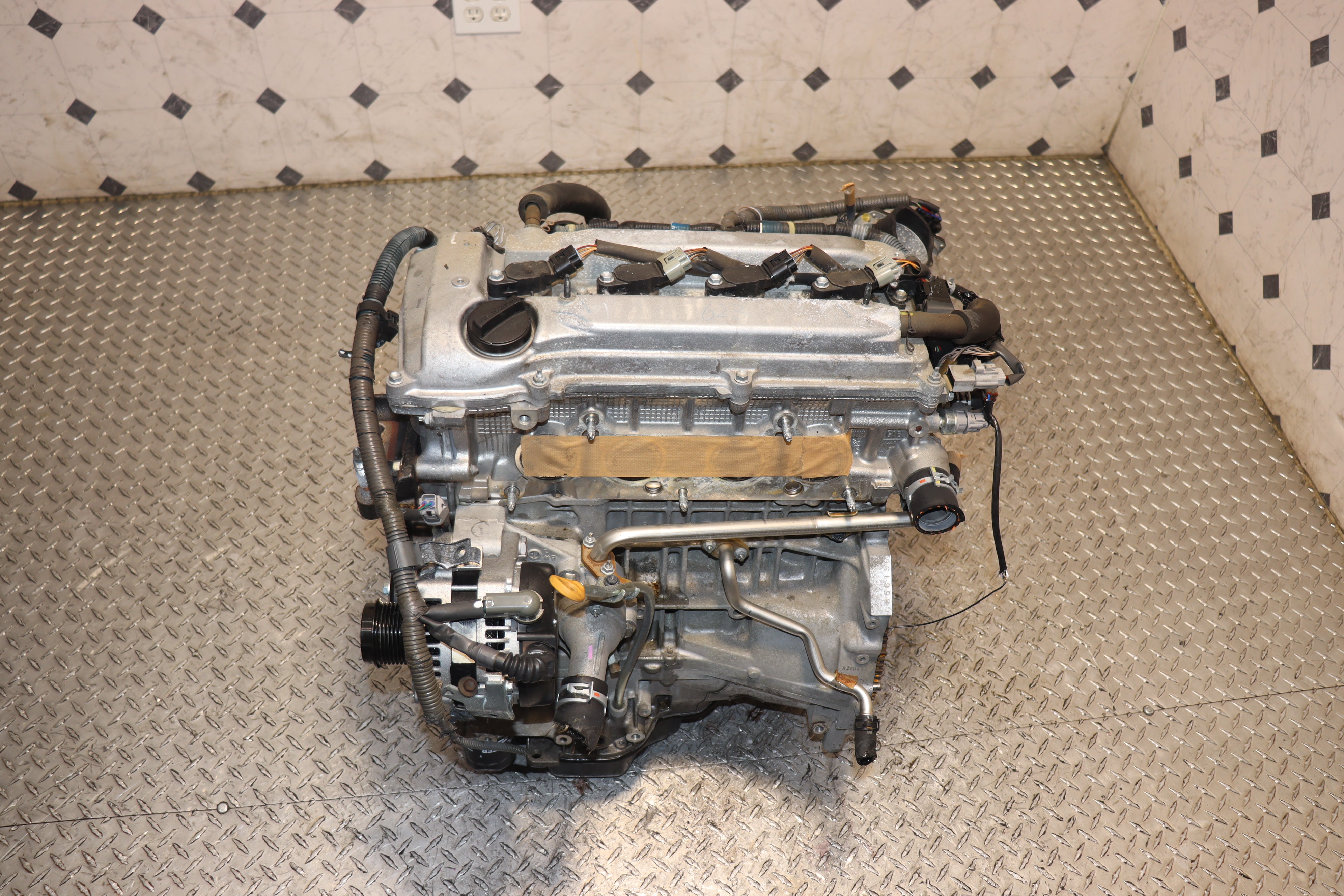 JDM 2AZ-FE 2.4L DOHC VVTI Engine for 2008-2015 Scion xB - High Performance Replacement Engine for Smooth Driving & Daily Commutes