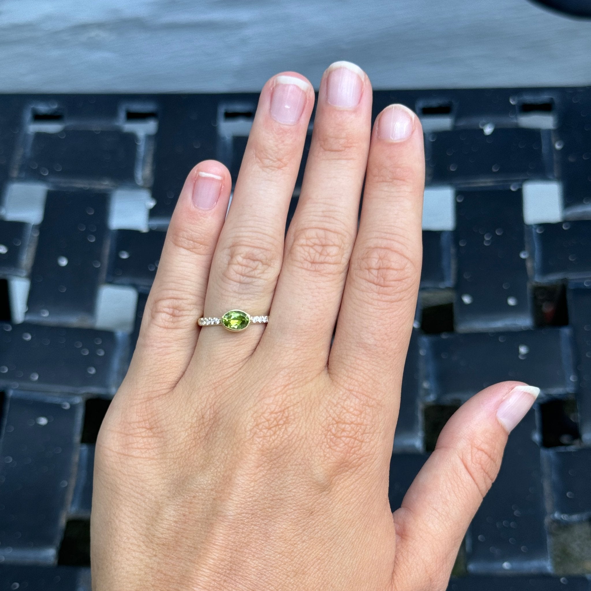 Exquisite 14K Yellow Gold Oval Peridot & Diamond Ring for Women | Elegant Jewelry Gift for Anniversary, Birthday & Special Occasions | Perfect for Evening Parties, Weddings & Date Nights
