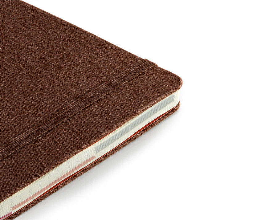 Moleskine Voyageur Travel Journal - Premium Leather Notebook for Writing, Sketching & Note Taking - Perfect for Travelers, Students & Professionals