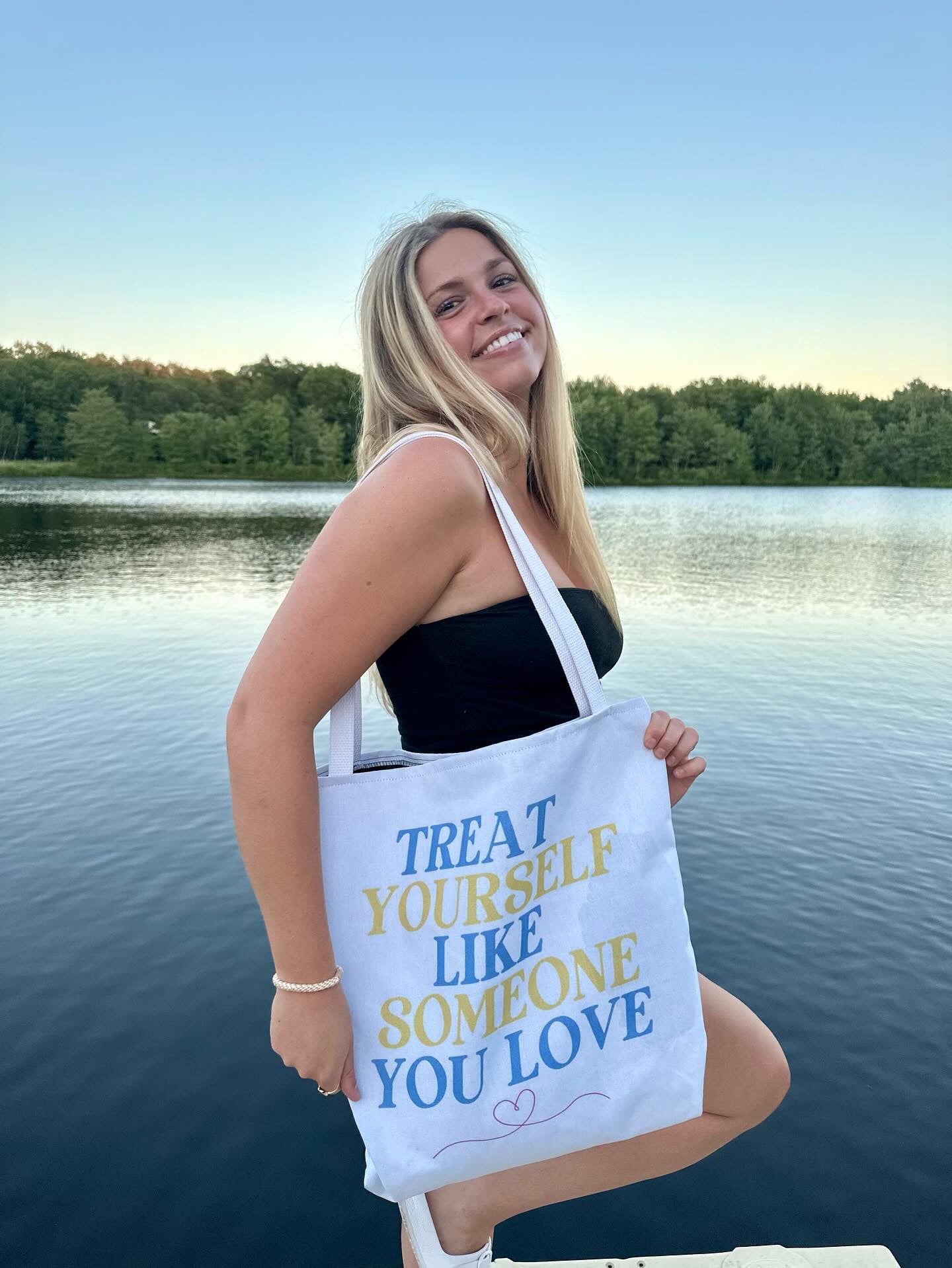 DeeCharmed x Grace Stylish Summer Tote Bag for Women - Fashionable Beach Tote with Pockets - Perfect for Travel, Shopping & Beach Outings